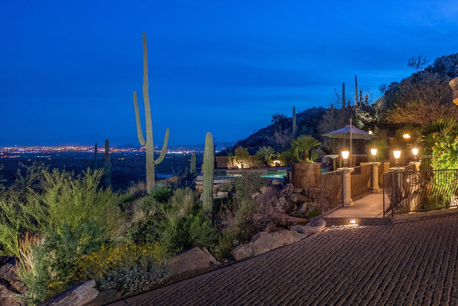 Canyon Pass At Dove Mountain - Residential