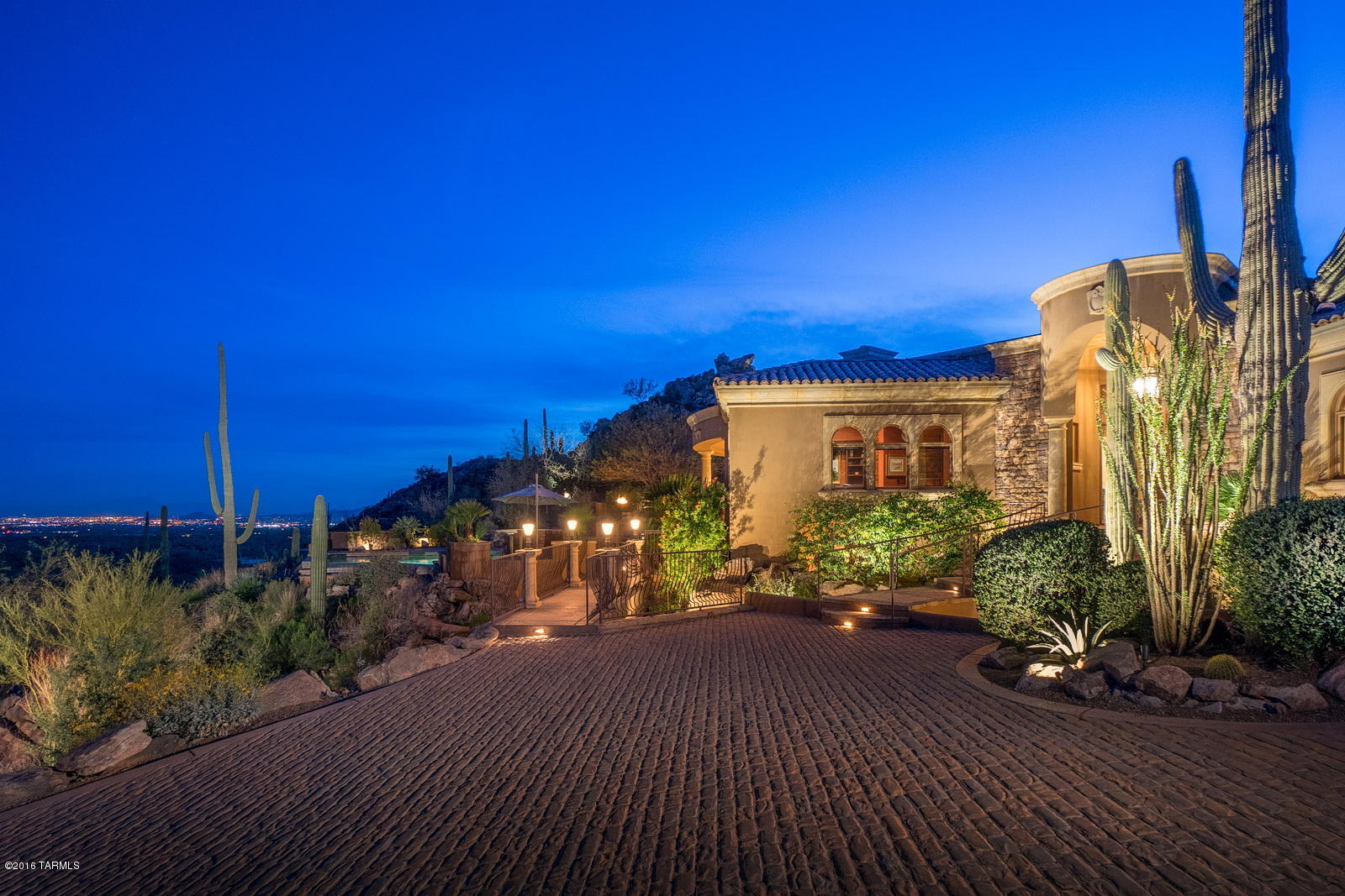 Canyon Pass At Dove Mountain - Residential