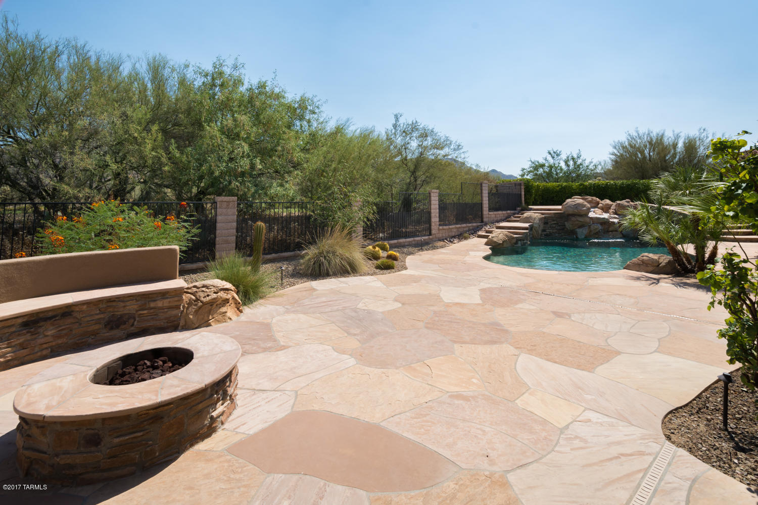 Dos Lagos at Dove Mountain (1-91) - Residential