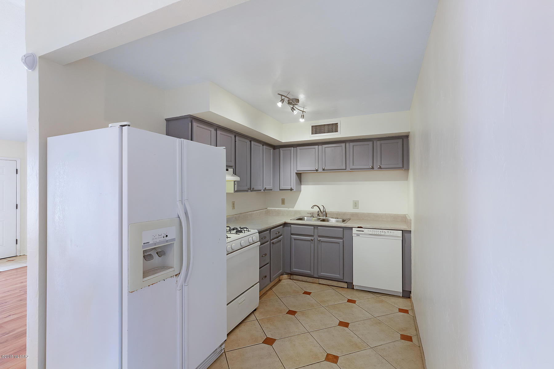 Maryvale Manor - Residential