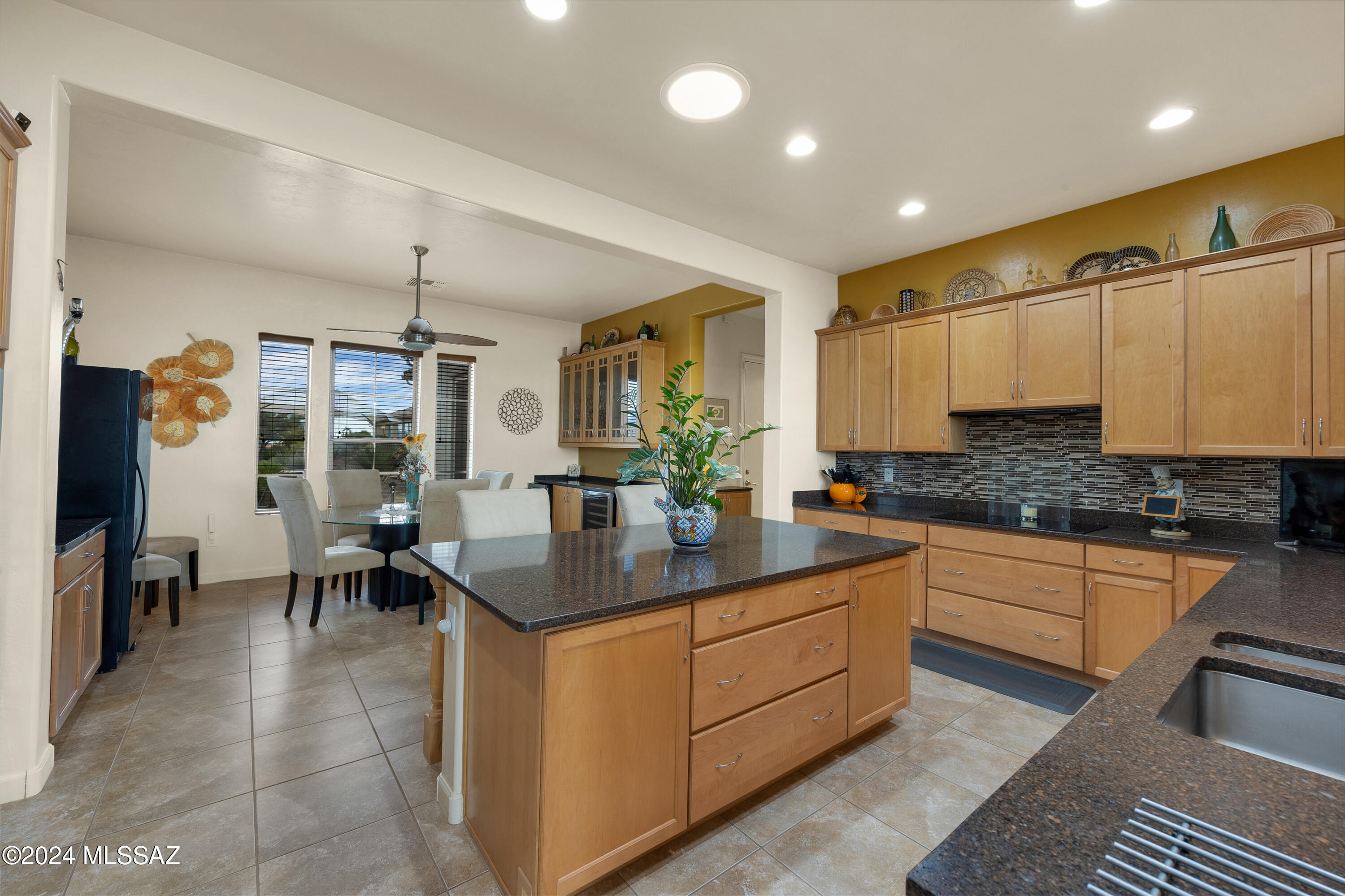 65992 E Catalina Hills Drive
