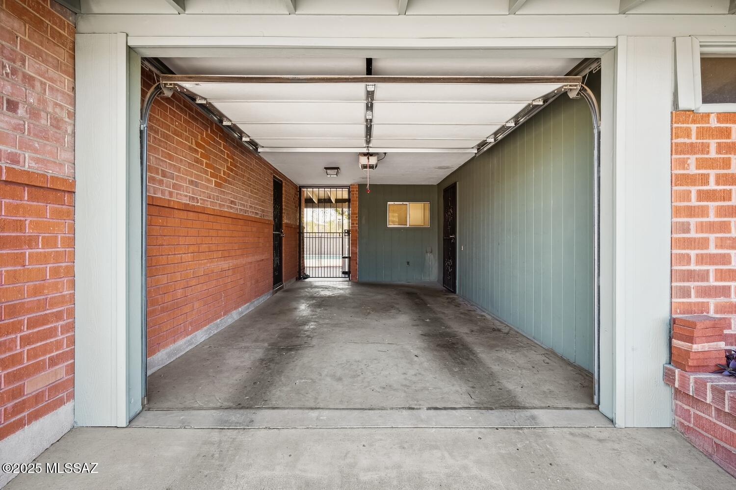 Wilmot Dsrt Est Resub Lt 25 28 - Residential