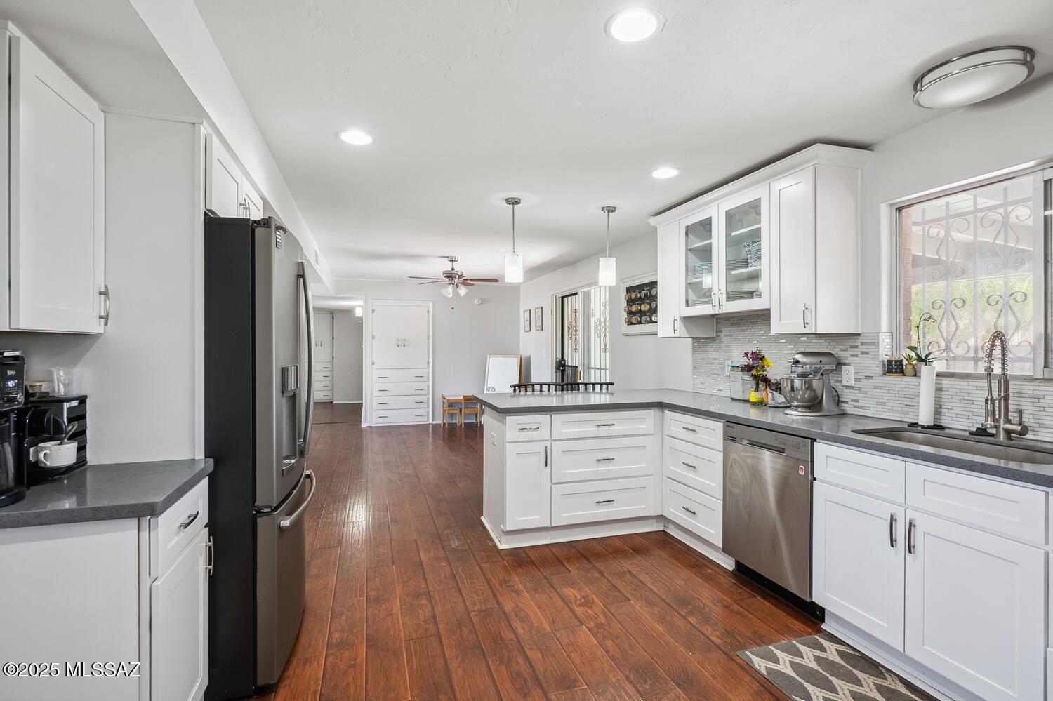 Wilmot Dsrt Est Resub Lt 25 28 - Residential