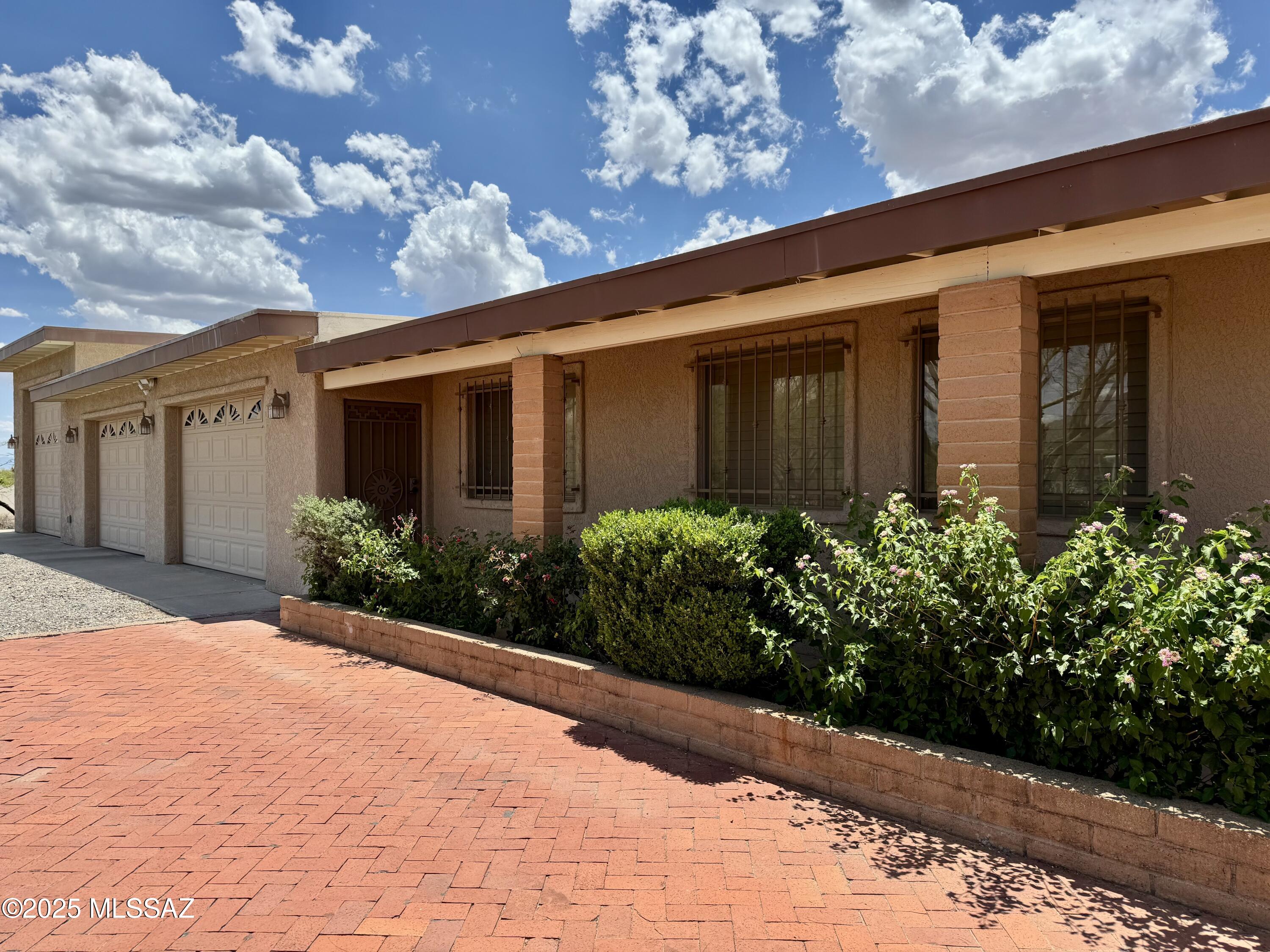Casas Adobes West (1-220) - Residential