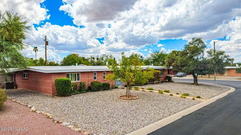 6902 E Calle Canis Tucson AZ 85710