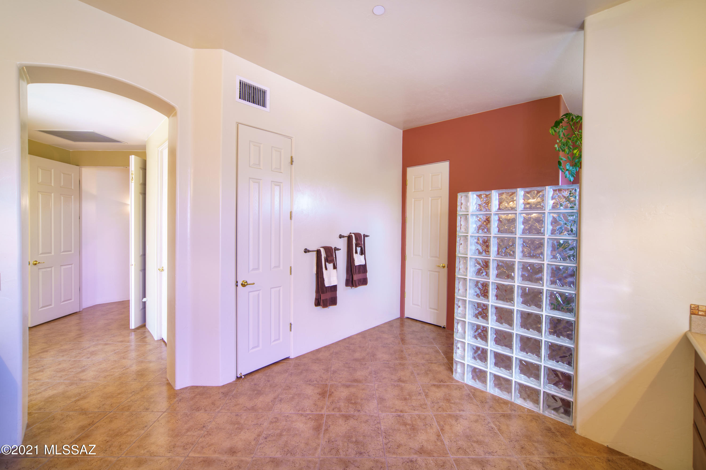 Dos Lagos at Dove Mountain (1-91) - Residential