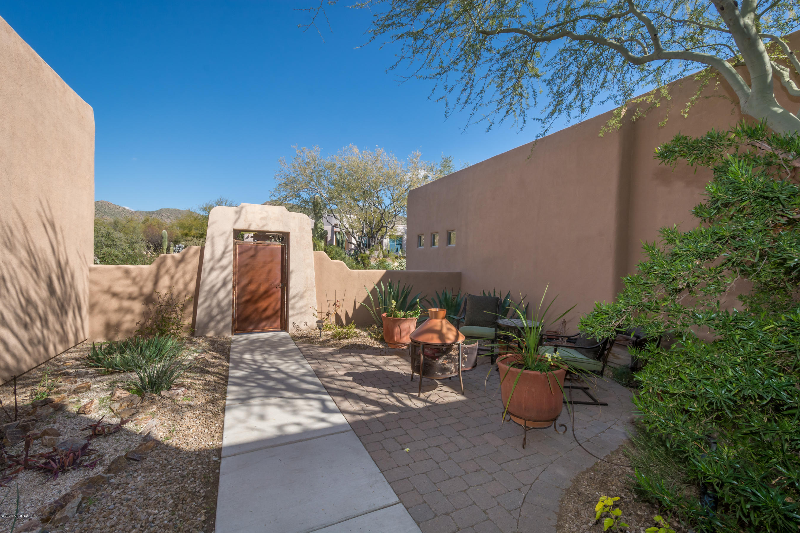 Dos Lagos at Dove Mountain (1-91) - Residential