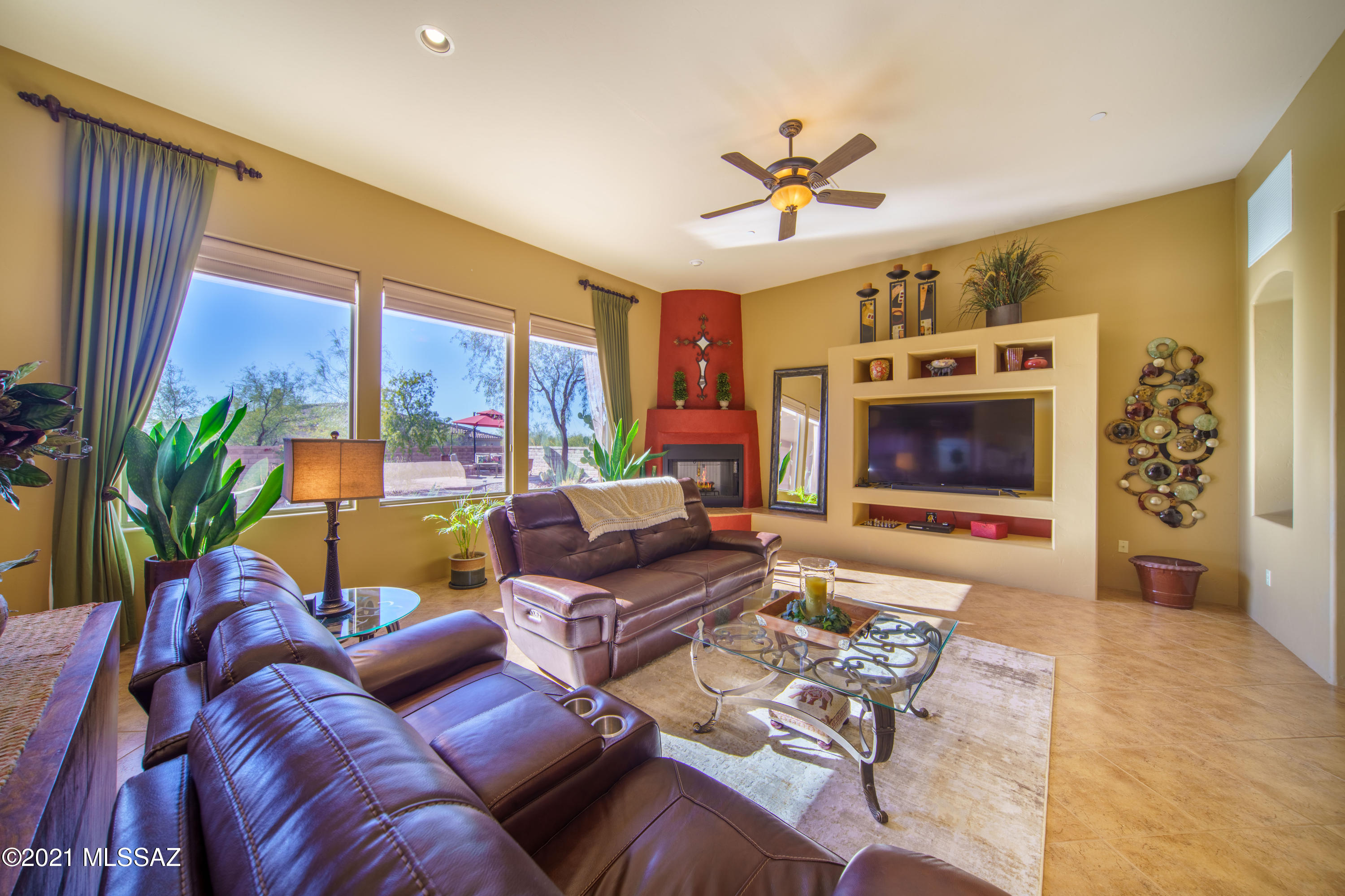 Dos Lagos at Dove Mountain (1-91) - Residential