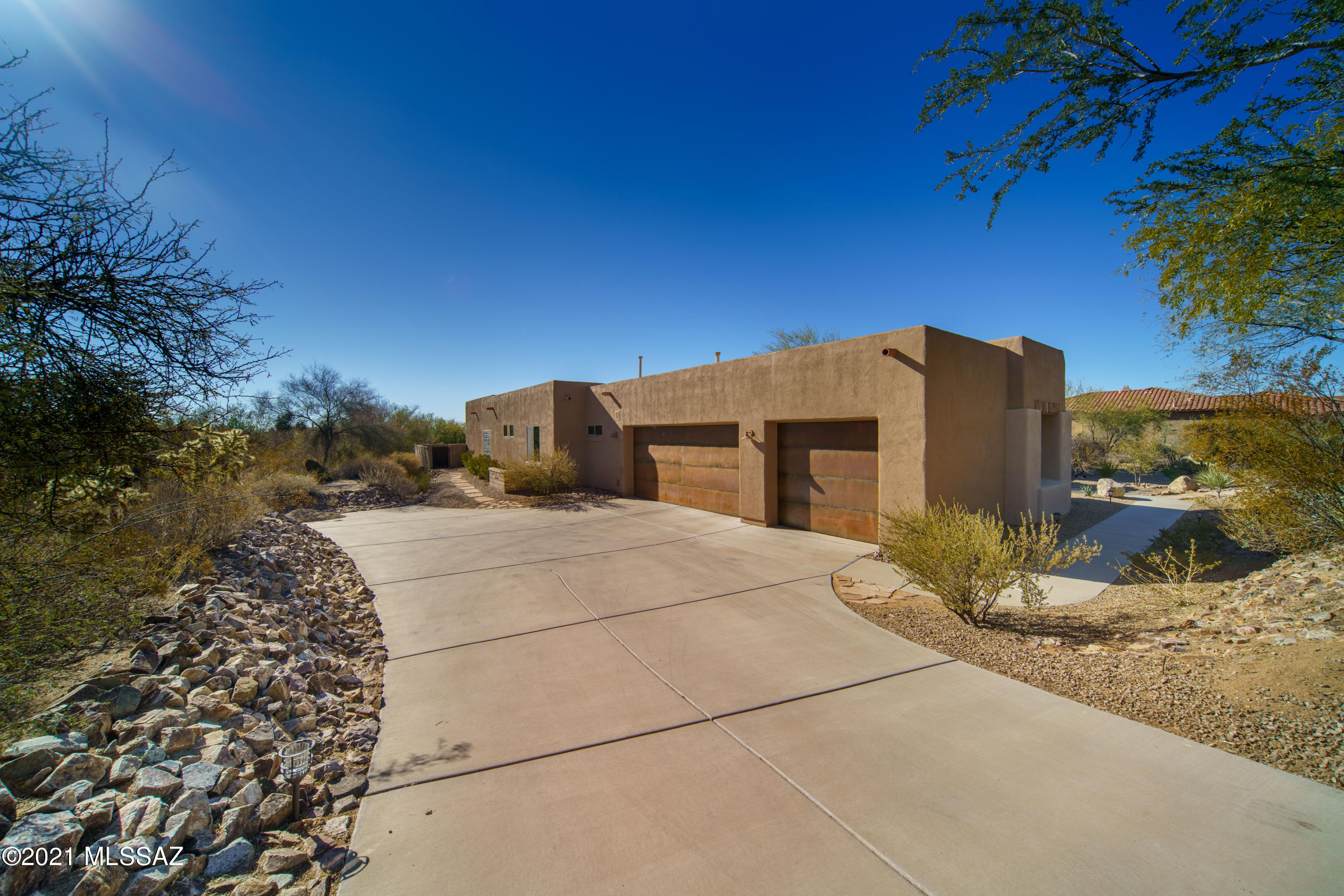 Dos Lagos at Dove Mountain (1-91) - Residential