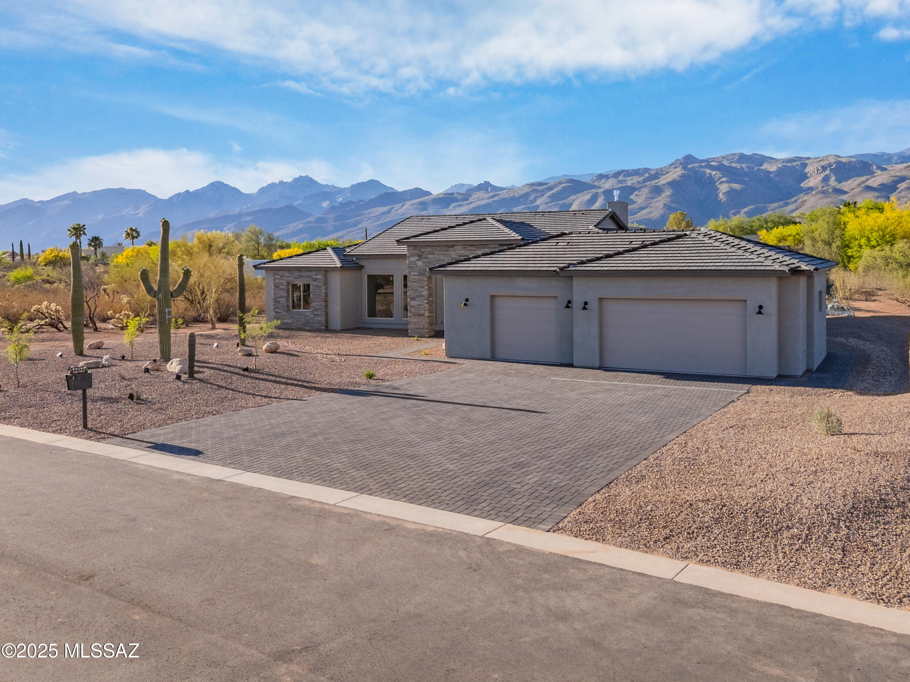 12121 E Placita Rancho Soldados