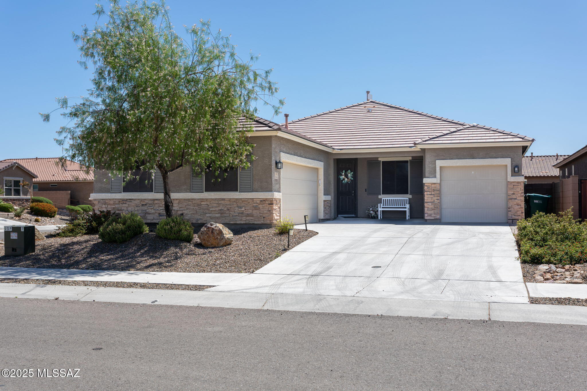 8040 N Desert Gum Drive