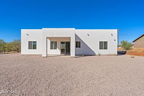 A home in Rio Rico