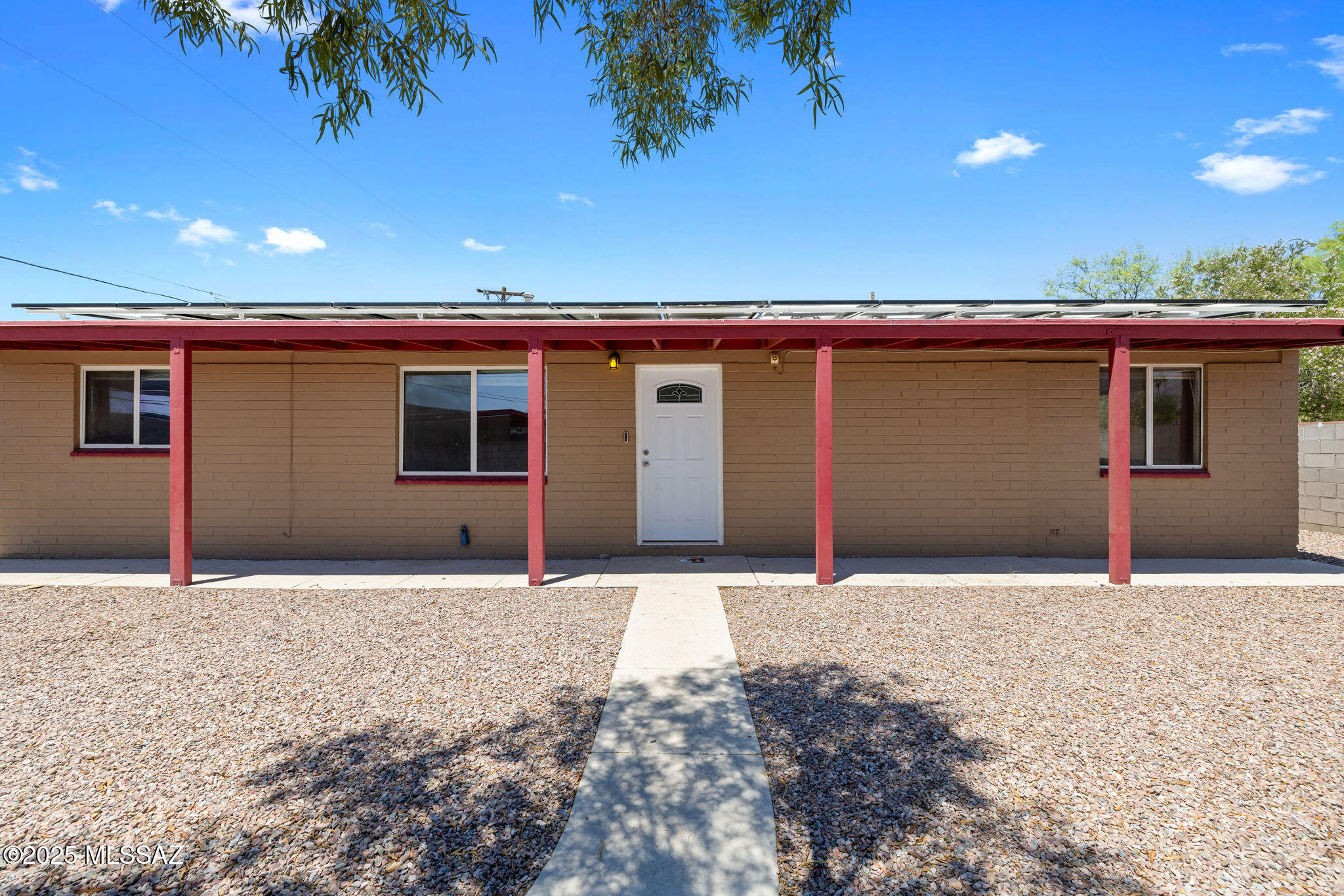 4041 N Kim Place