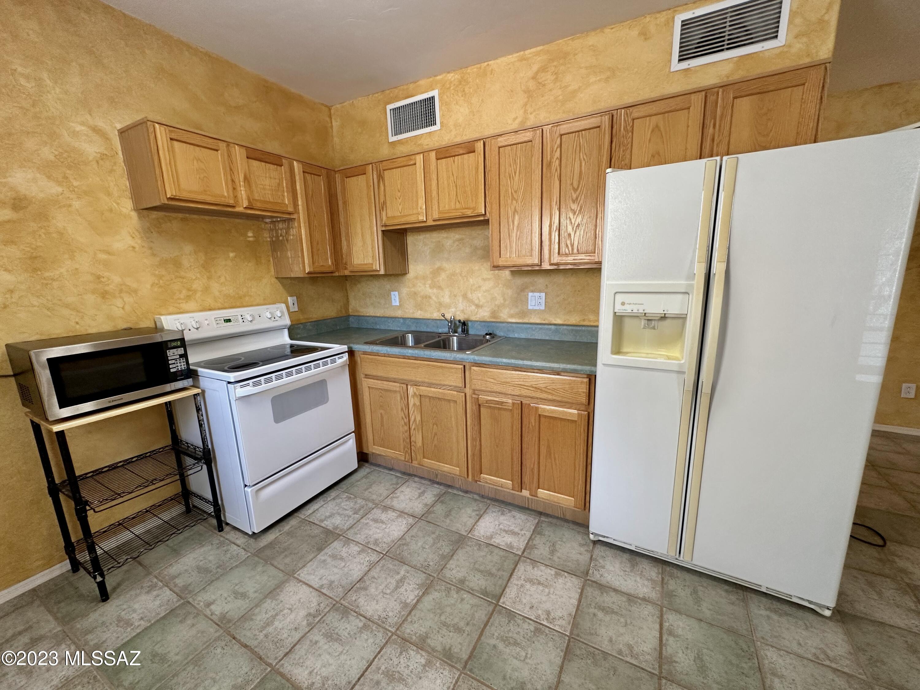 Bowes Road Estates (1-4) - Residential Lease