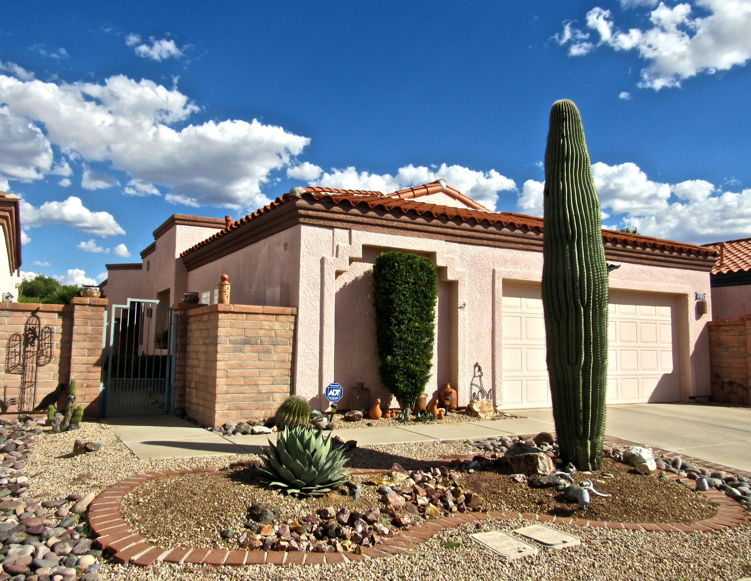San Ignacio Vistas (101-113,224-228) - Residential