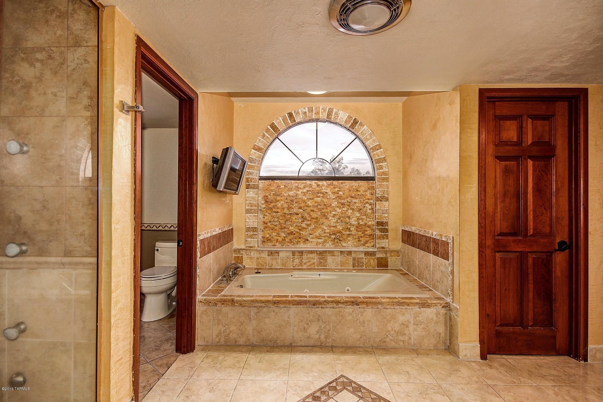 Tucson National Est - Residential