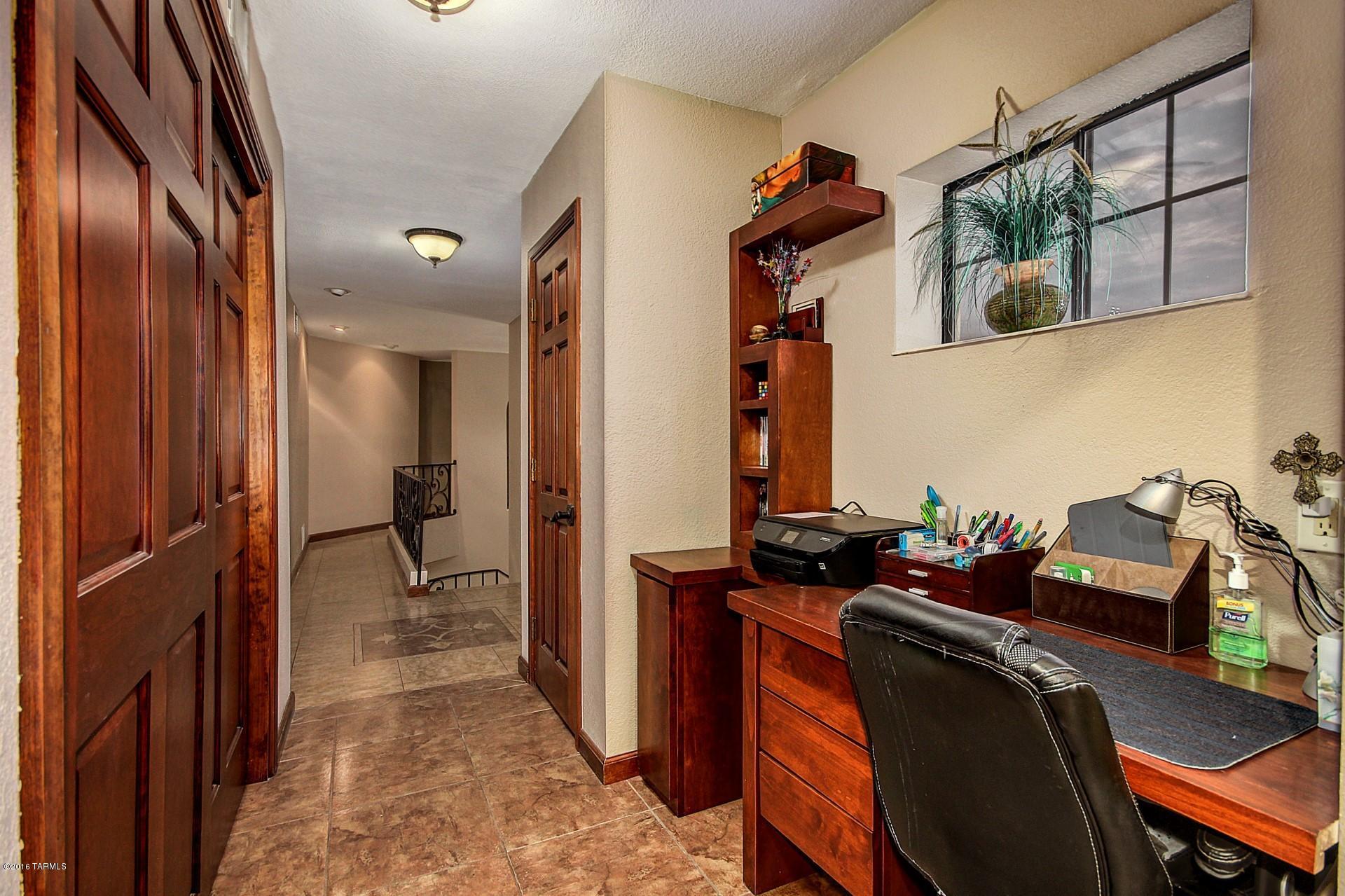 Tucson National Est - Residential