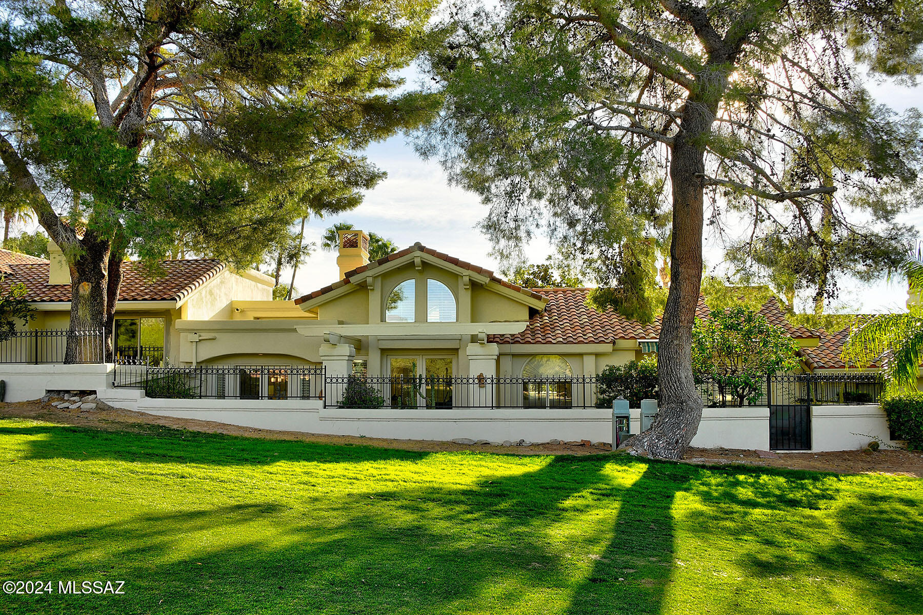 El Diamante Townhomes (1-15) - Residential