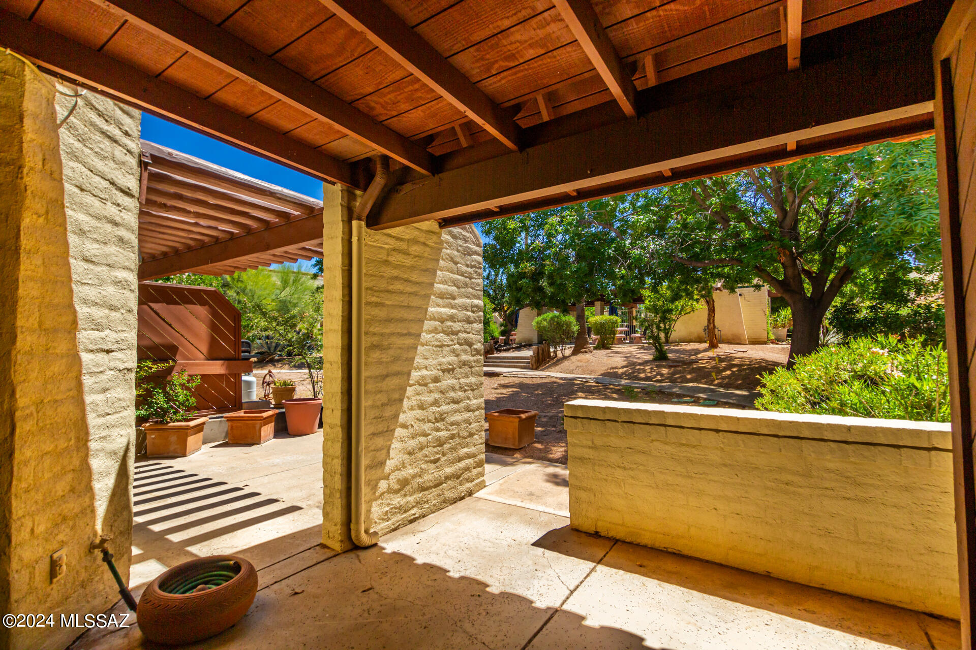 Plaza Mirador (1-28) - Residential