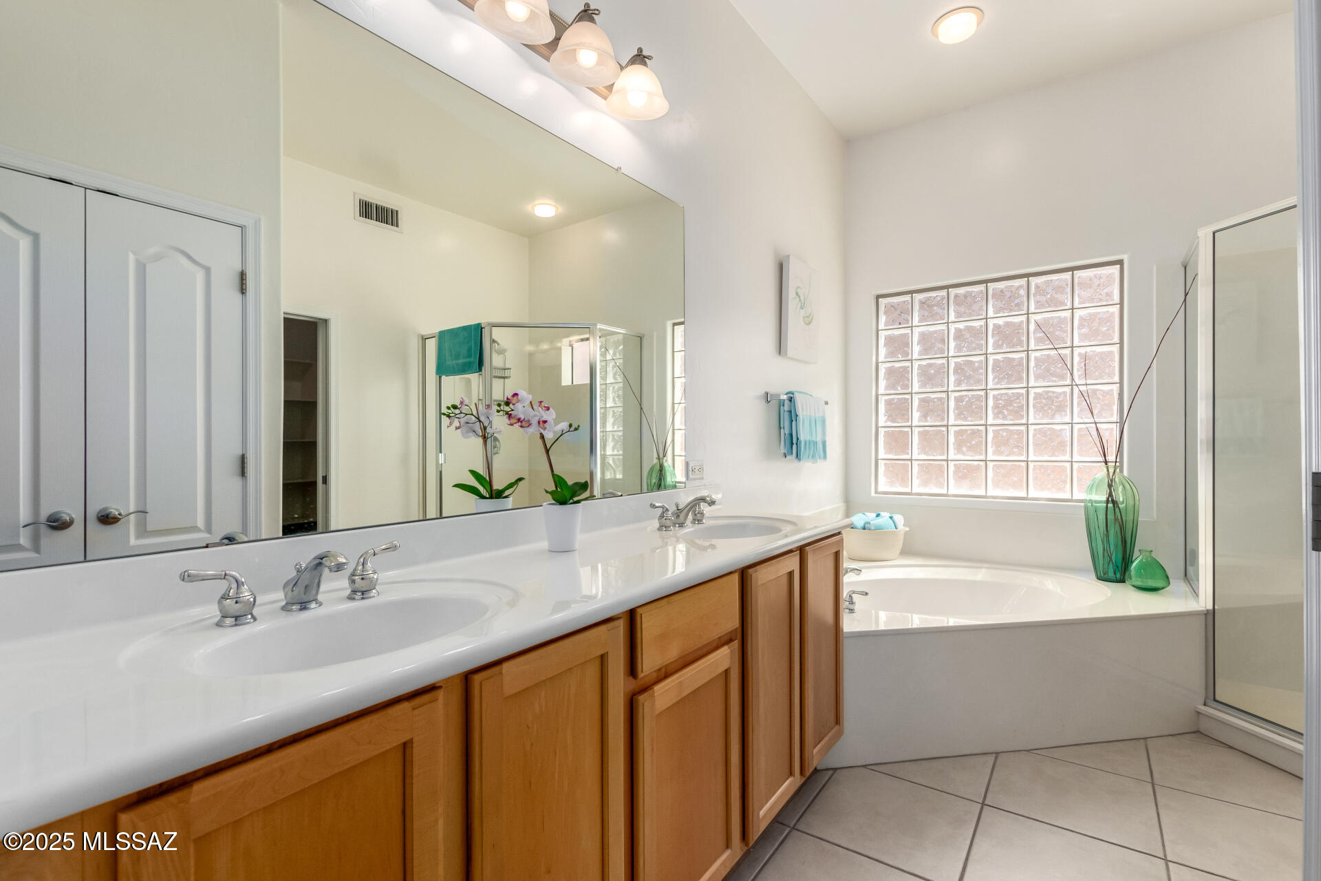 Rancho Del Lago (466-540) - Residential