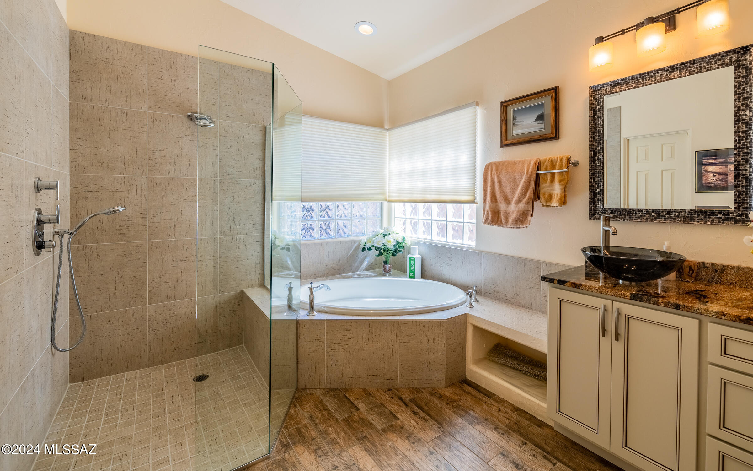 Bighorn Point At La Reserve (1-43) - Residential