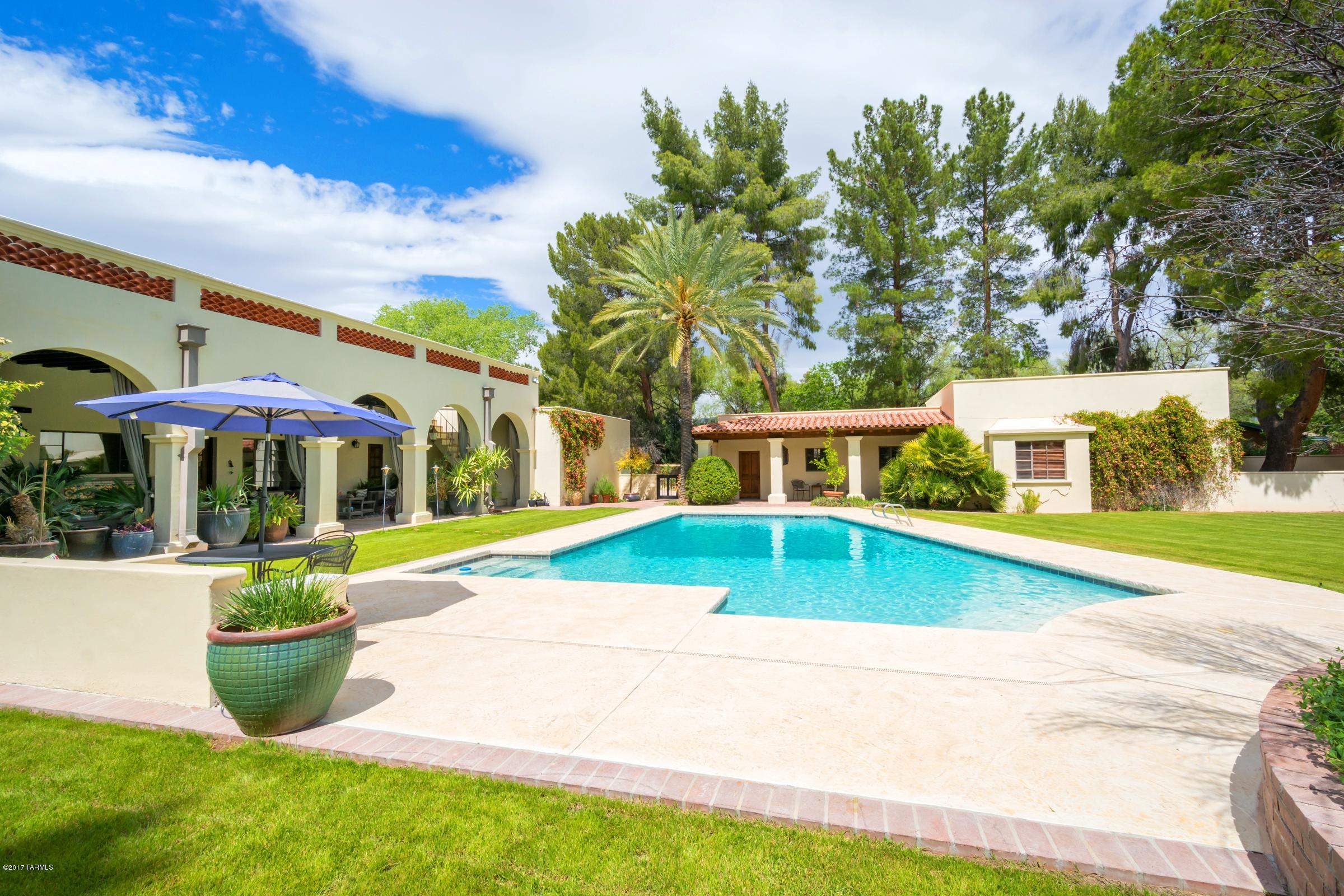Country Club Estates NO. 1 - Residential