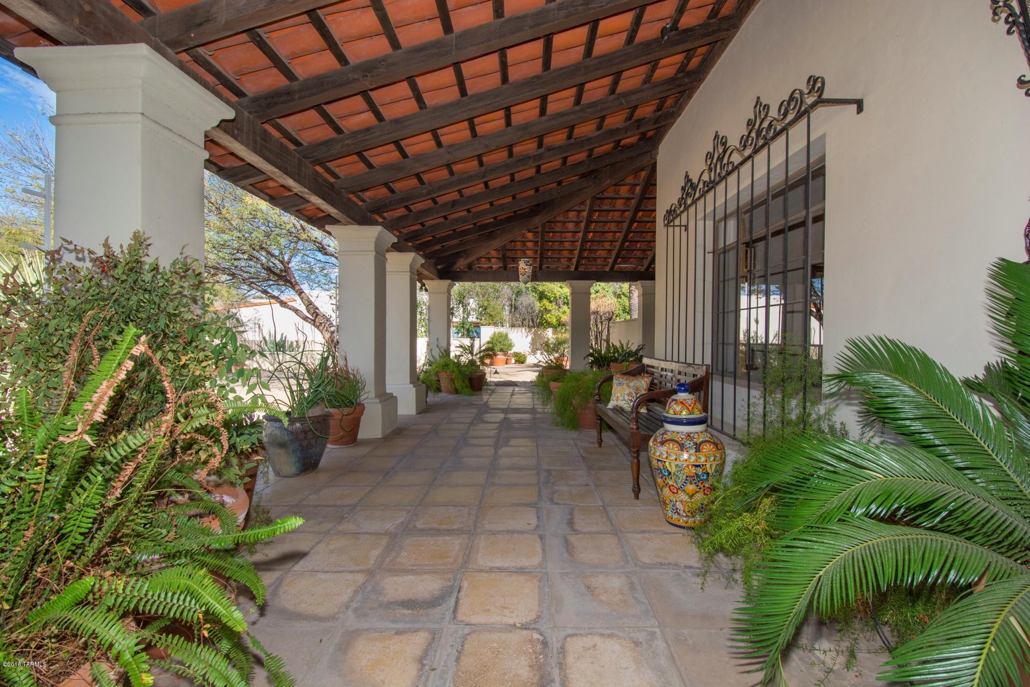 Country Club Estates NO. 1 - Residential