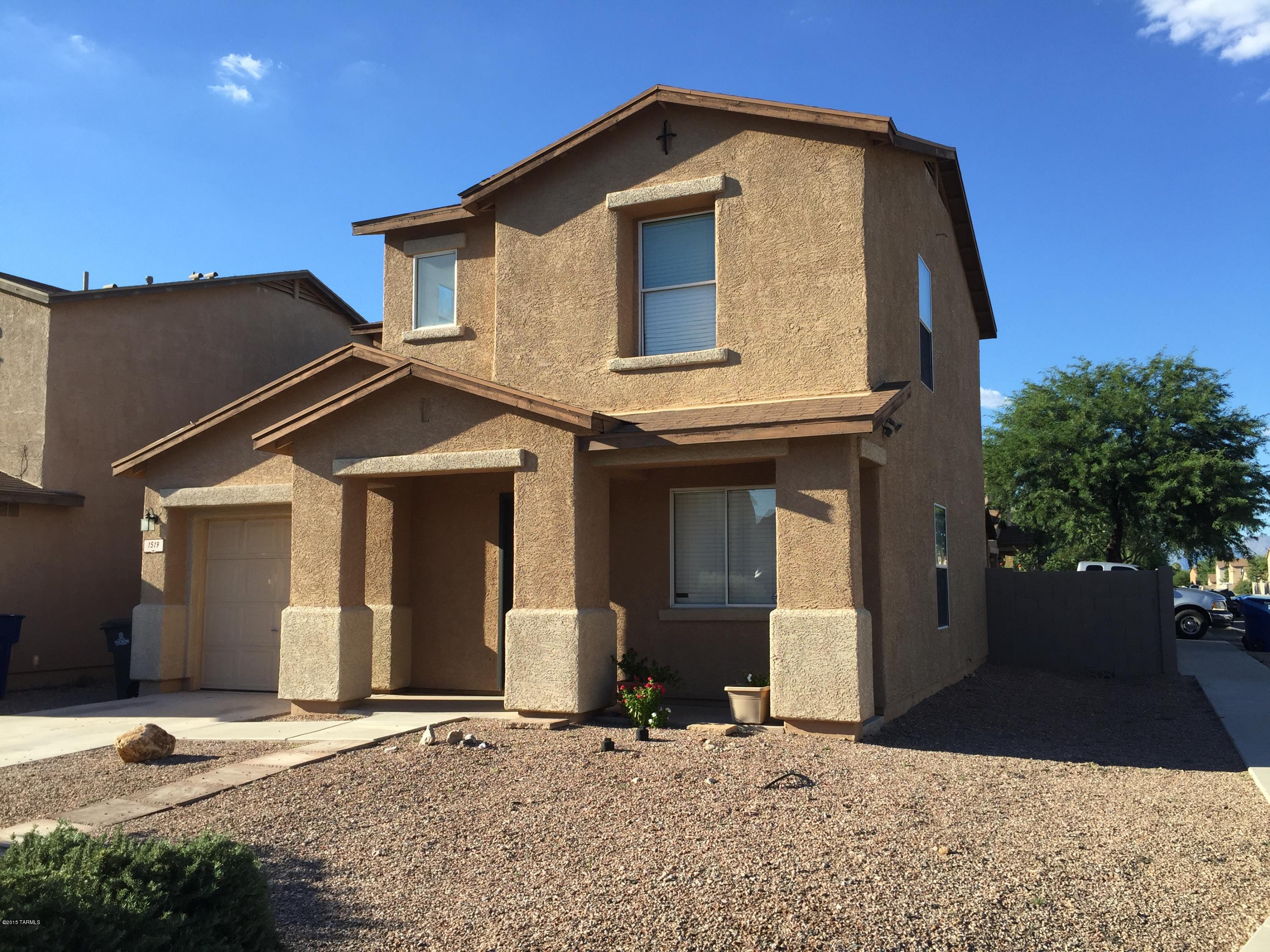 Arroyo Vista (1-166) - Residential Lease