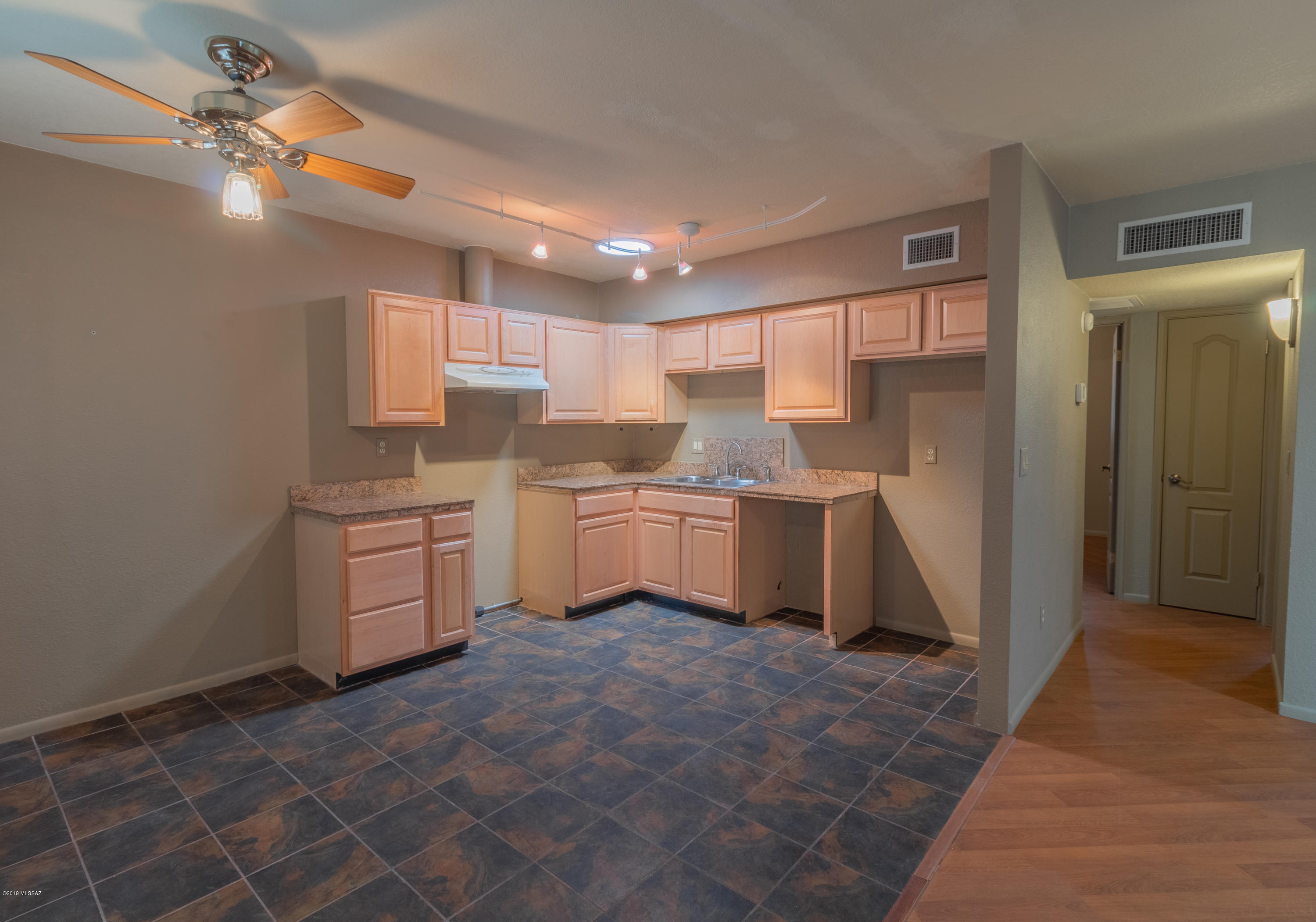 North Gate Town Houses (1) - Residential