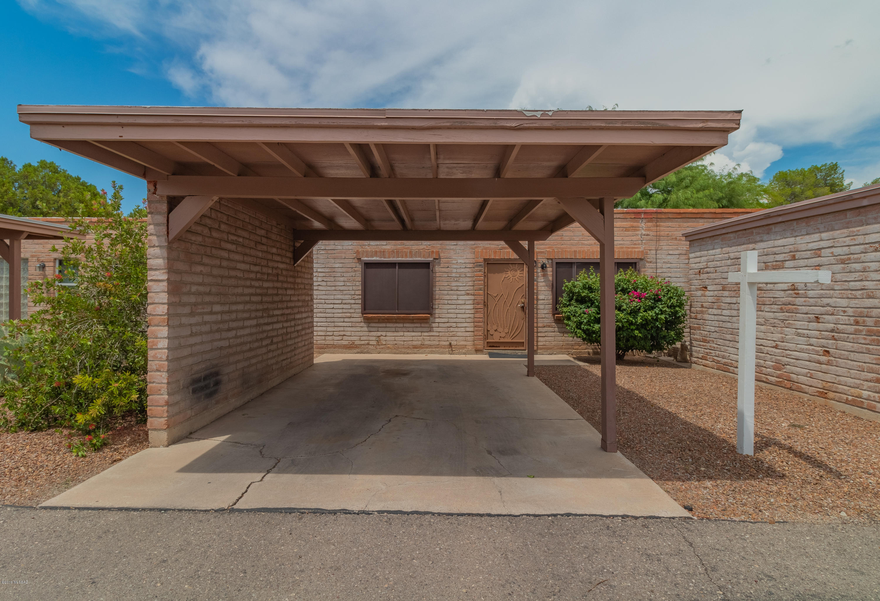 North Gate Town Houses (1) - Residential
