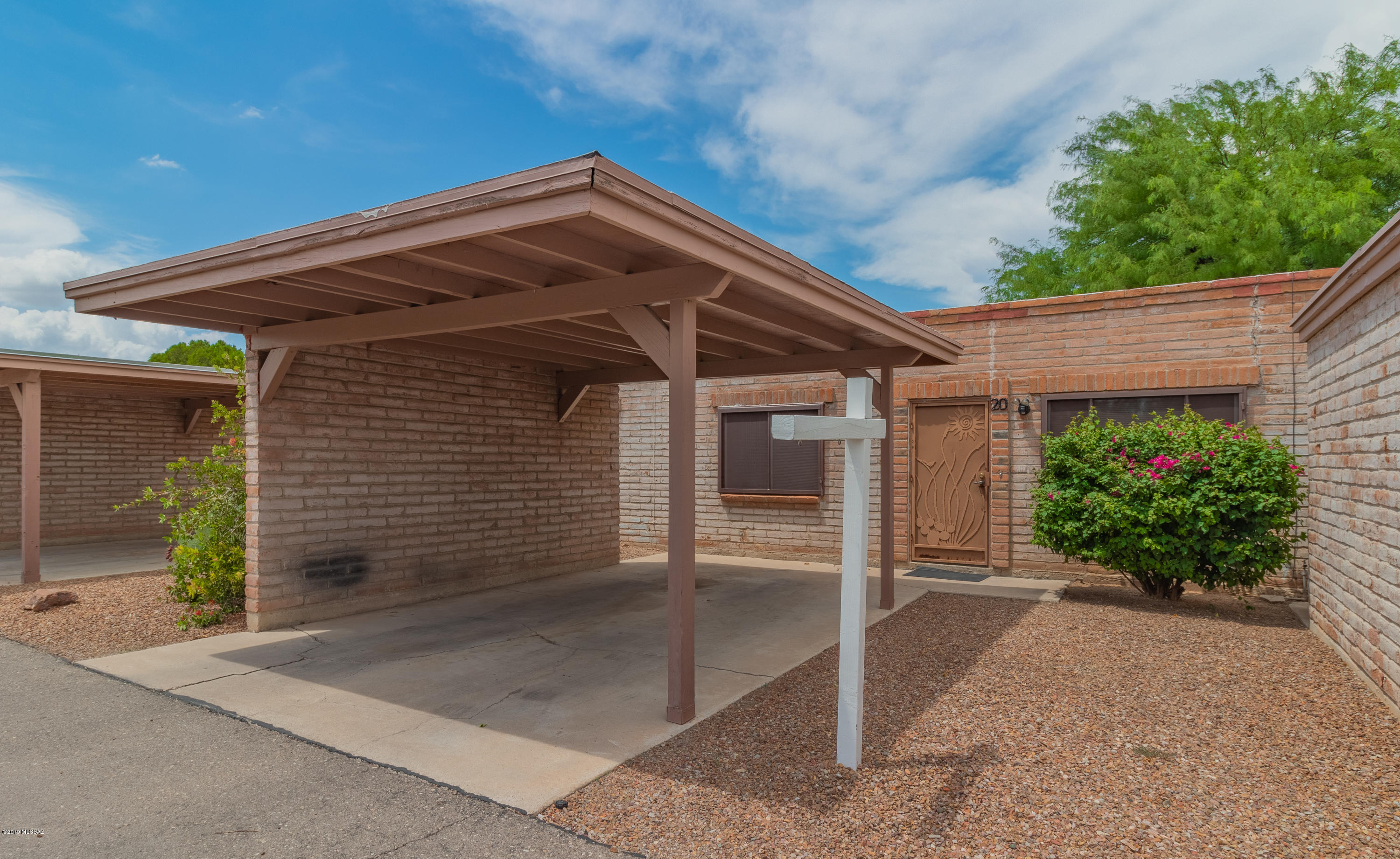 North Gate Town Houses (1) - Residential