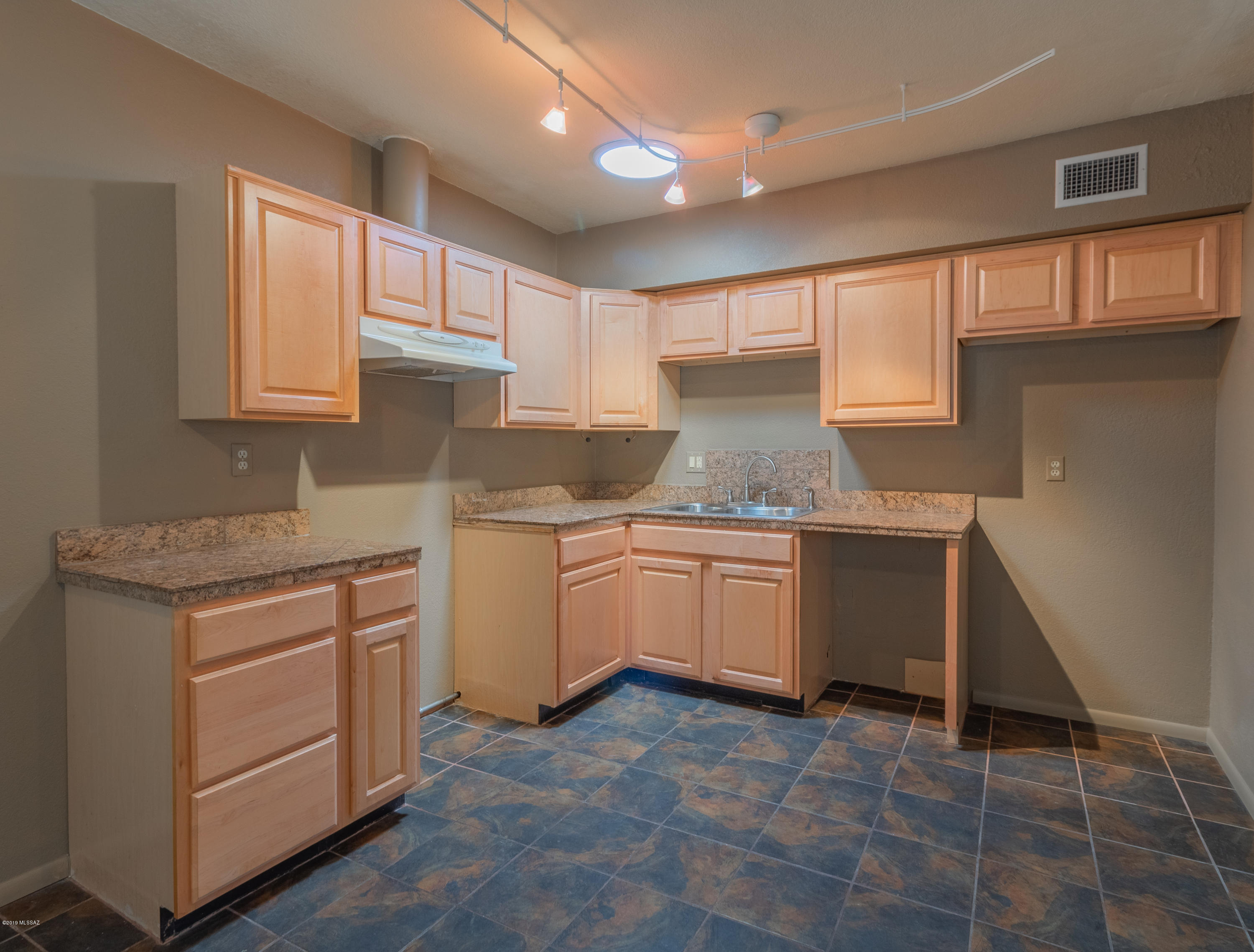 North Gate Town Houses (1) - Residential