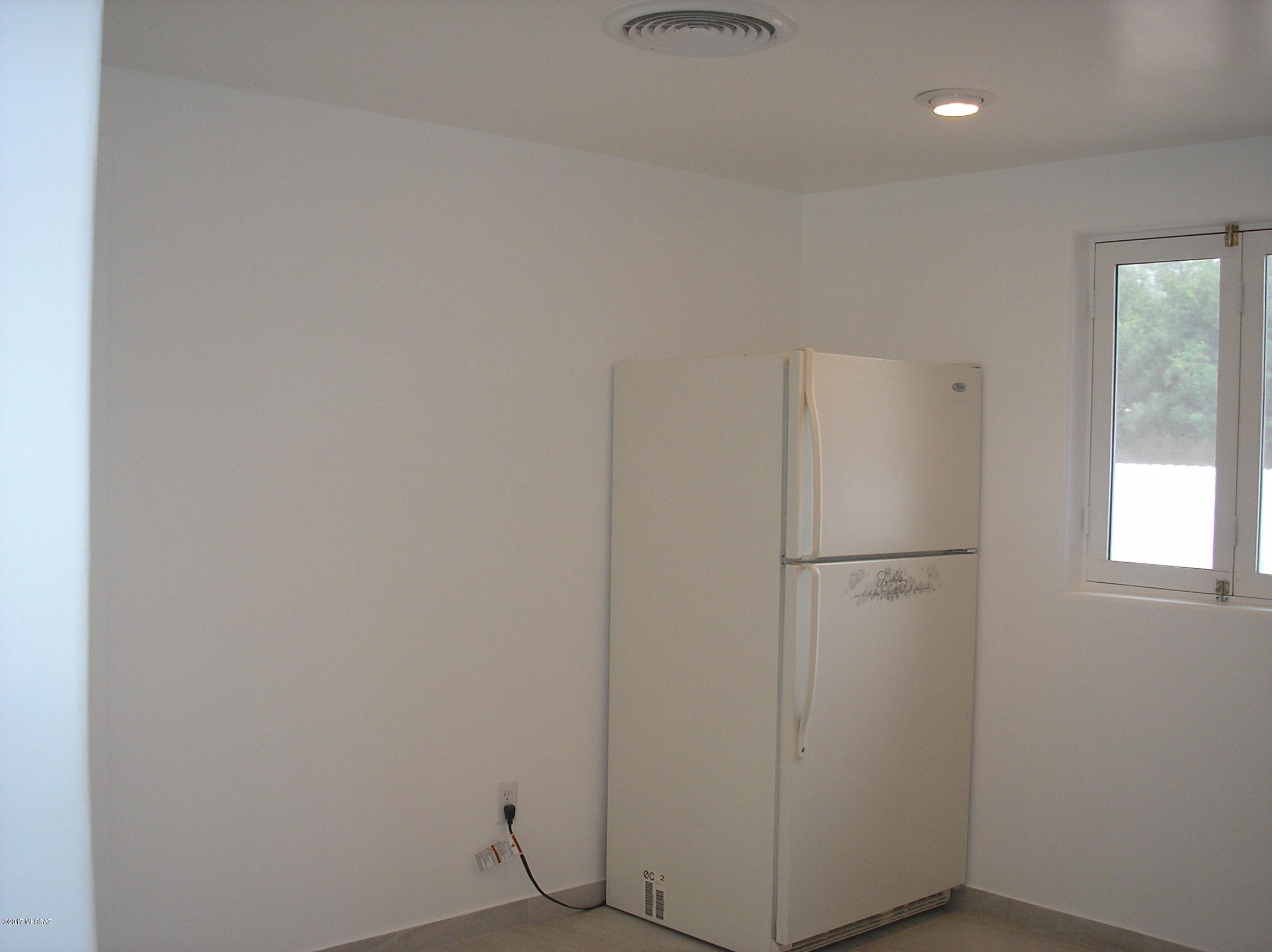 Unsubdivided - Residential Lease