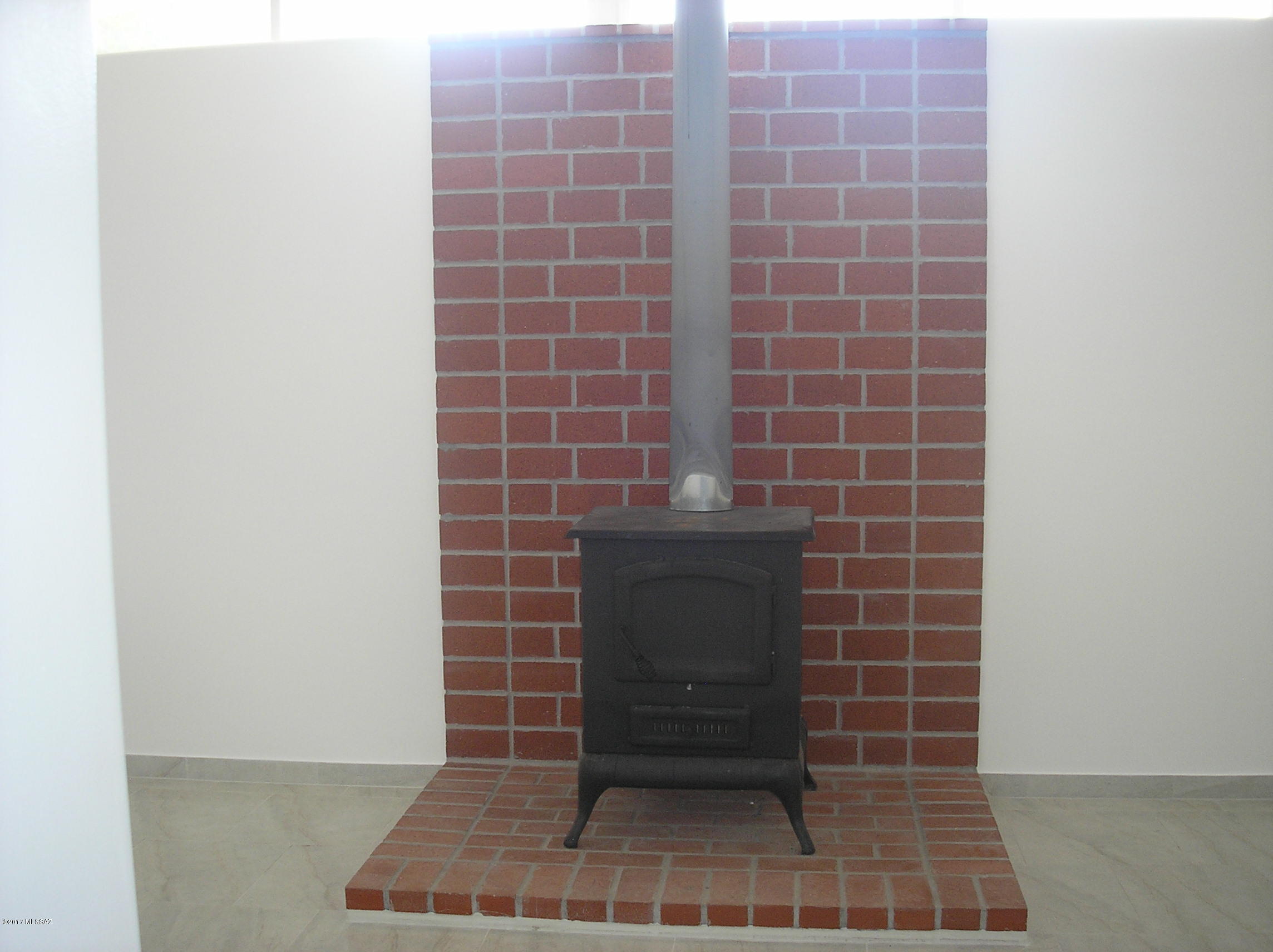 Unsubdivided - Residential Lease