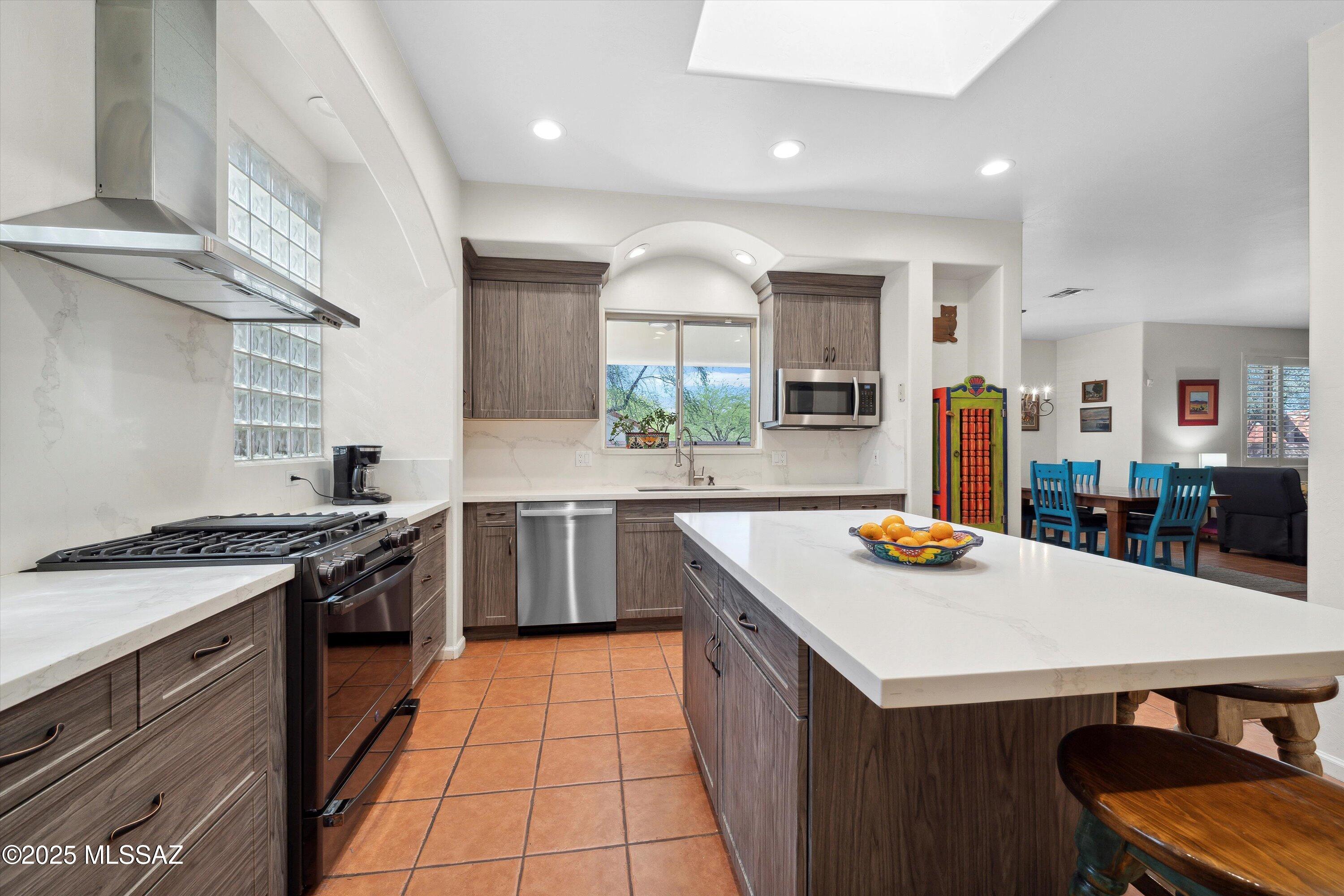 7274 E Placita Rancho La Cholla