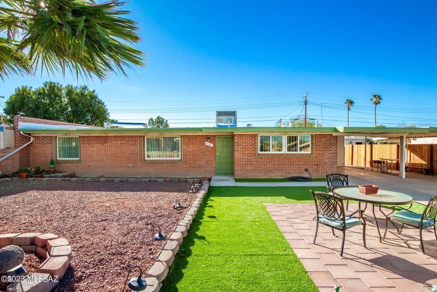 ***MOVE IN READY** 3-bed 2-bath home featuring a low-care landscape, carport parking, & a front patio perfect for sitting. Welcoming interior boasts soothing paint, complemented by wood flooring. The inviting living room provides ample seating for relaxation & entertainment. The eat-in kitchen's clean lines & uncluttered design reflect modern sensibilities, complete w/shaker cabinets, tile backsplash, SS appliances, & plenty of quartz counters for preparing meals. Don't miss the perfectly-sized bonus room, an ideal spot for reading. Cozy main suite boasts an immaculate bathroom w/a floor-to-ceiling shower. Motivated Seller, Will pay for buyer closing cost with a reachable price agreement, Hurry this deal wont last long!! Call & Schedule your home preview today!!