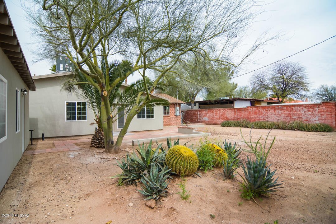 Brentwood - Residential
