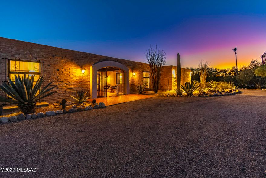 A rewarding escape peacefully situated: Luxurious and updated, this La Quinta built masonry home of 1922 sq ft rests on a 1.047-acre lot on a tranquil cul-de-sac in the highly coveted Catalina Foothills Estates No7 neighborhood. Beyond the enclosed entry courtyard with amazing mountain views and foyer space, the home flows into a gorgeous, open-concept great room, dining, and kitchen area. This home is truly made for both entertaining and everyday living, with plenty of space and fabulous views from the floor to ceiling, dual paned windows with northern and southern exposures. The expansive kitchen is equipped with white quartz countertops and custom cabinetry. ***see continued Two of the bedrooms sit just off the great room, each with gorgeous window views, ample closet space and just steps to their updated bathrooms. The third bedroom is currently being used as an office with a lovely built-in desk and bookcases. Walk outside to your backyard oasis, multi-level patio, solar heated pool with city lights and desert sunset views. This property is immaculate, well-cared for, and ready for new owners. Welcome home!
