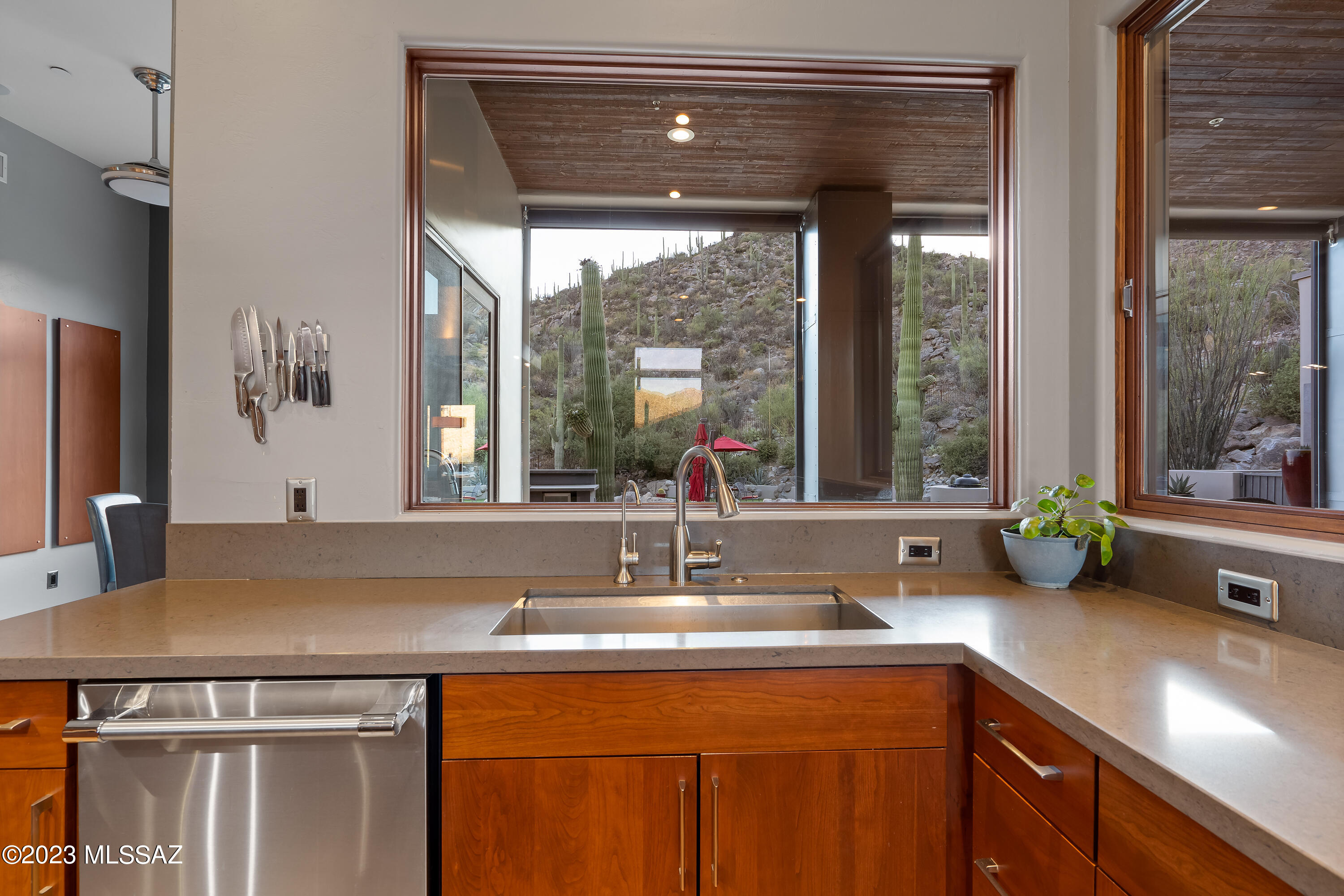 Canyon Pass III At Dove Mountain (111-181) - Residential