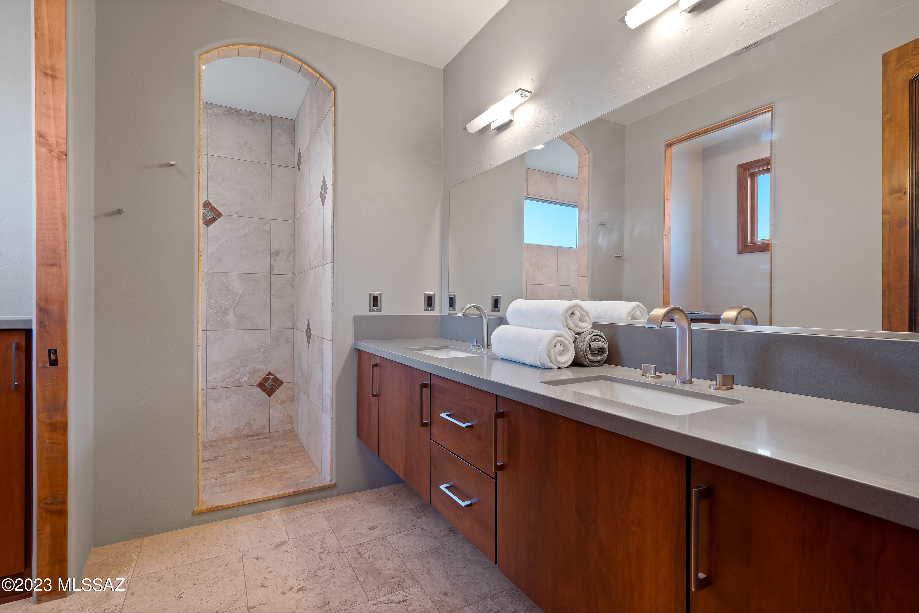 Canyon Pass III At Dove Mountain (111-181) - Residential