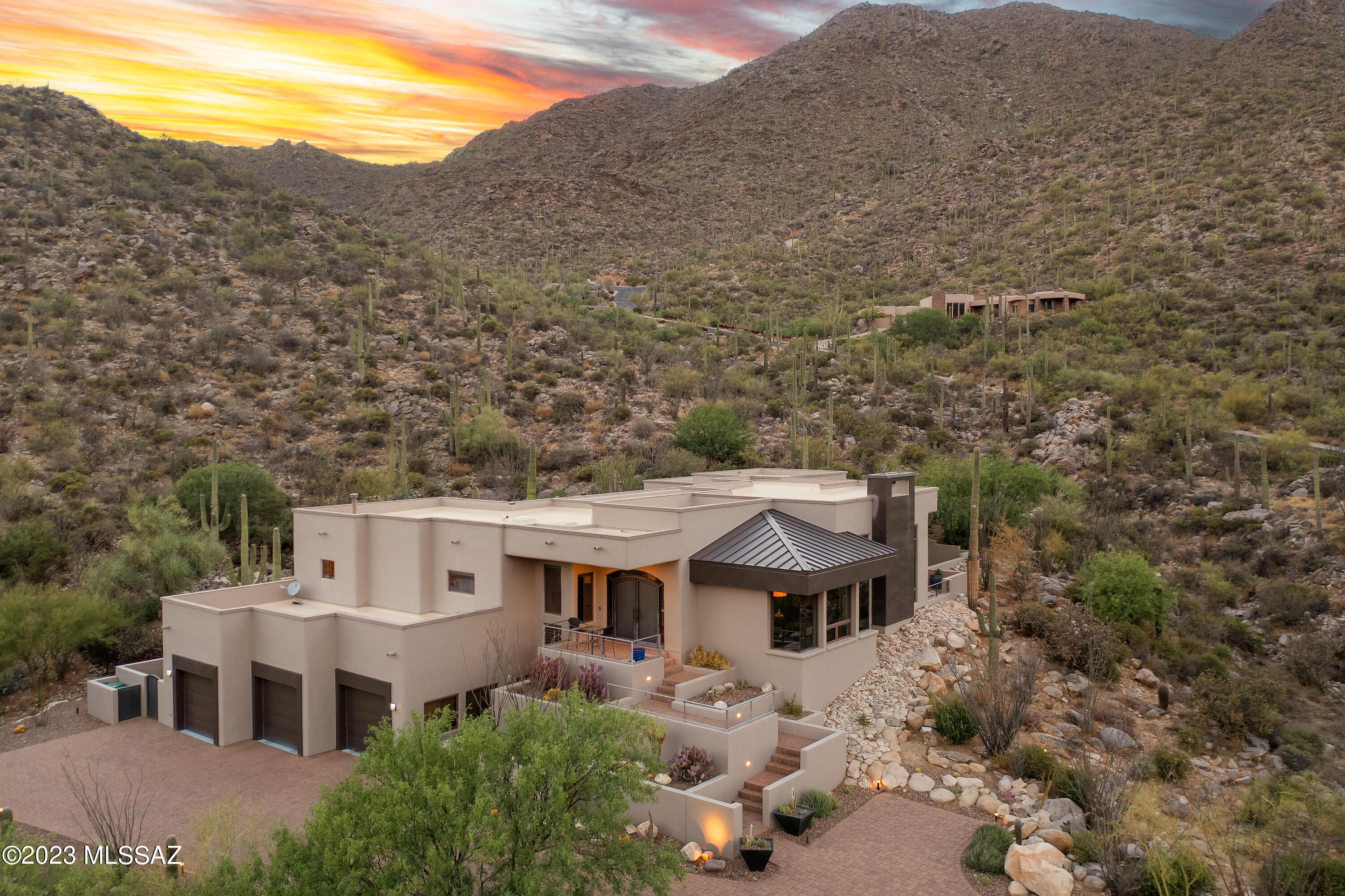 Canyon Pass III At Dove Mountain (111-181) - Residential