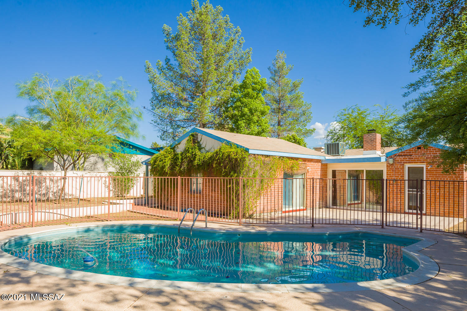 Brentwood - Residential