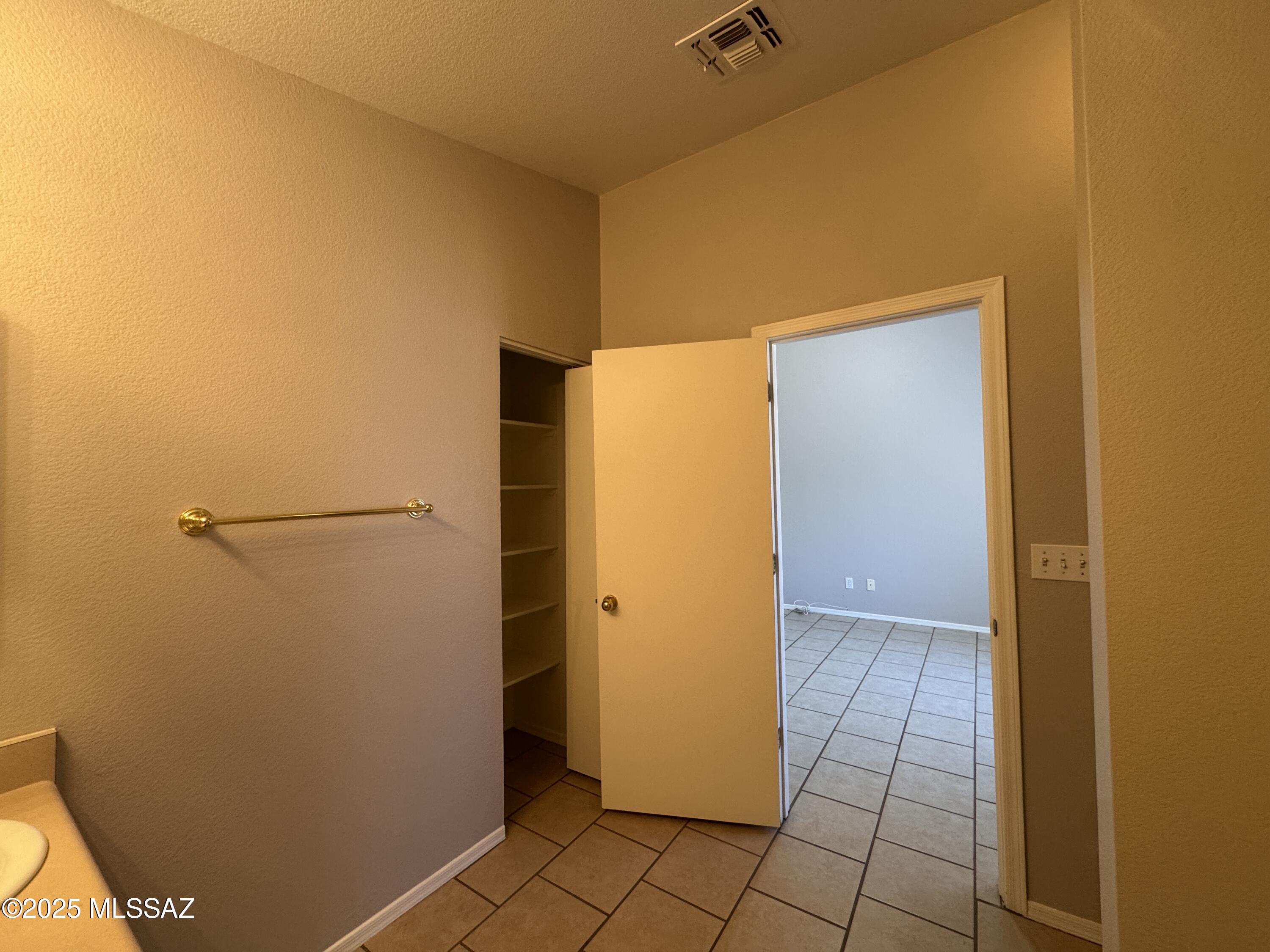 Casa De Kino (1-156) - Residential Lease
