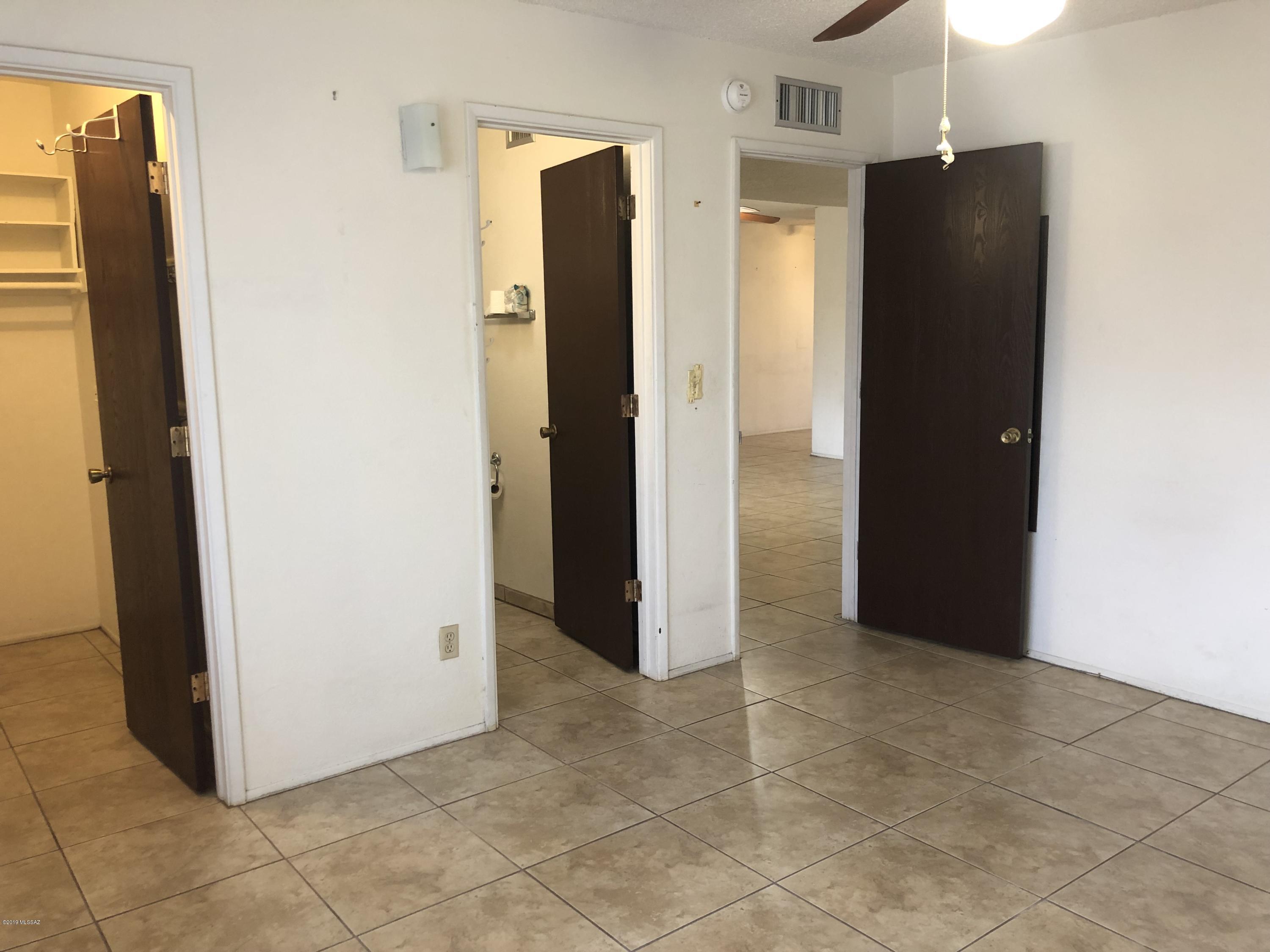 Spanish Meadows Twnhss (1-105) - Residential