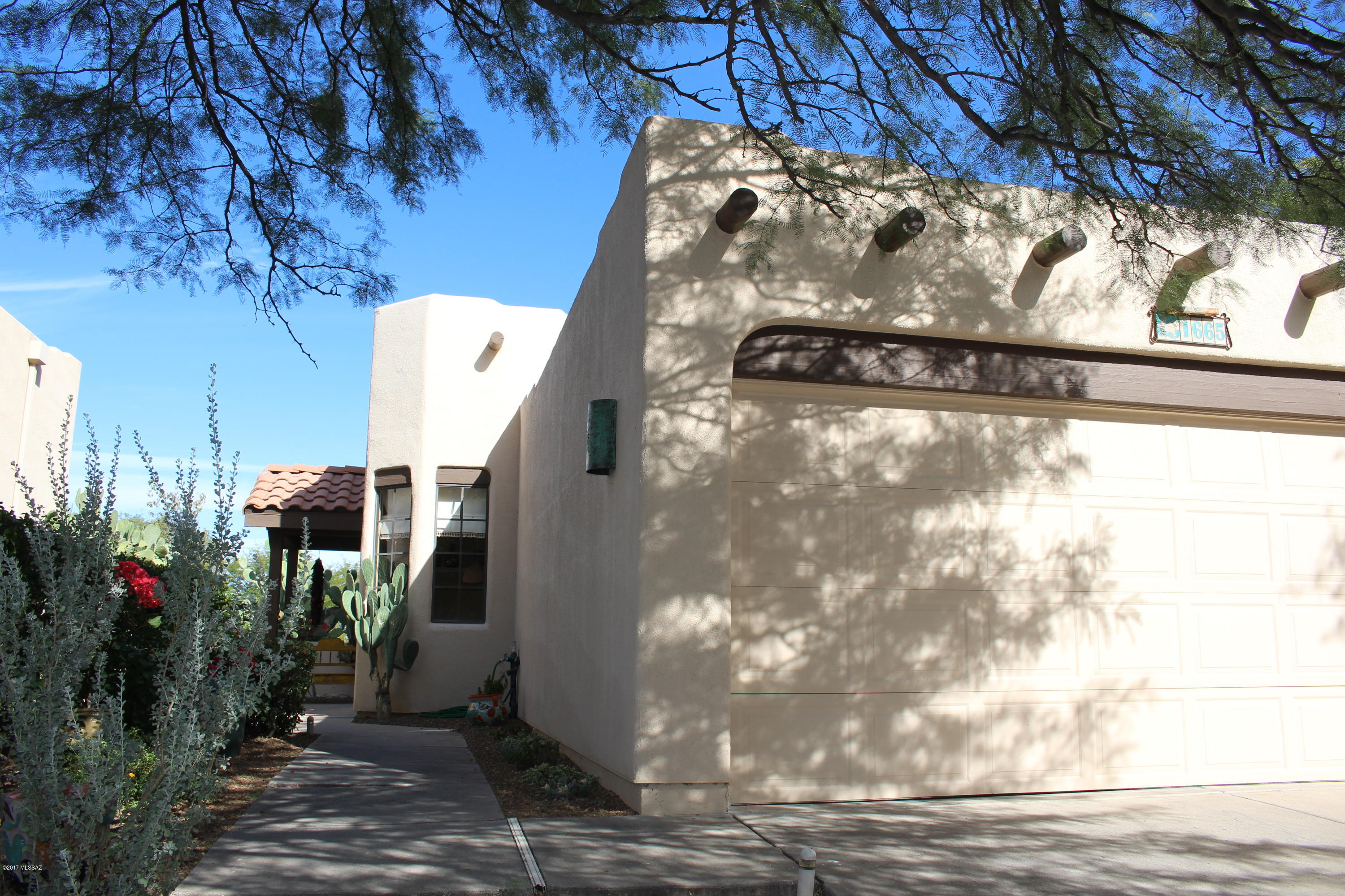 Deer Run (1-63) - Residential Lease