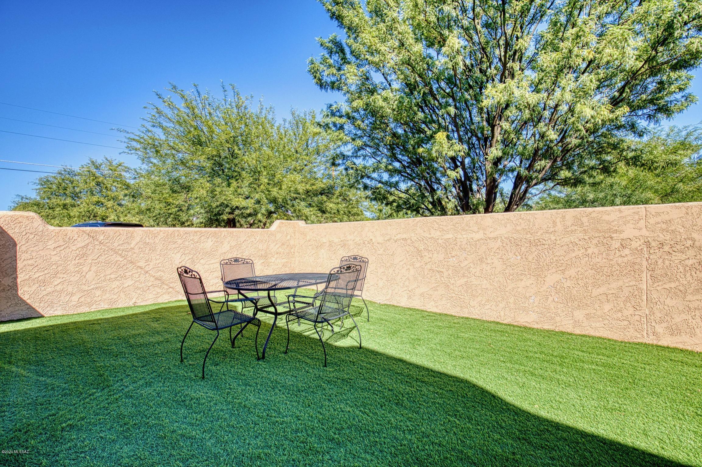 Jefferson Park - Residential Lease