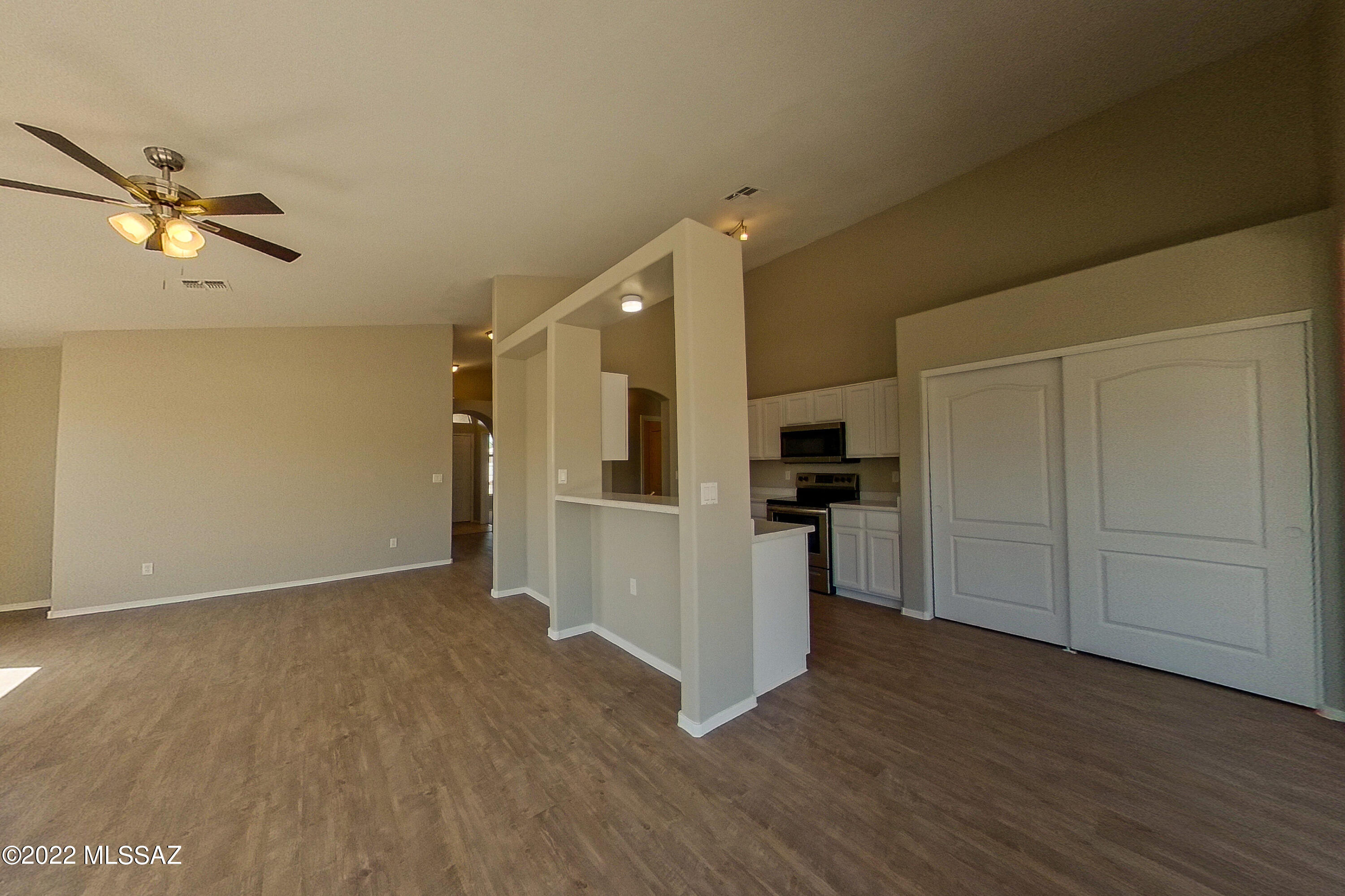 Thornydale Terrace(1-104) - Residential