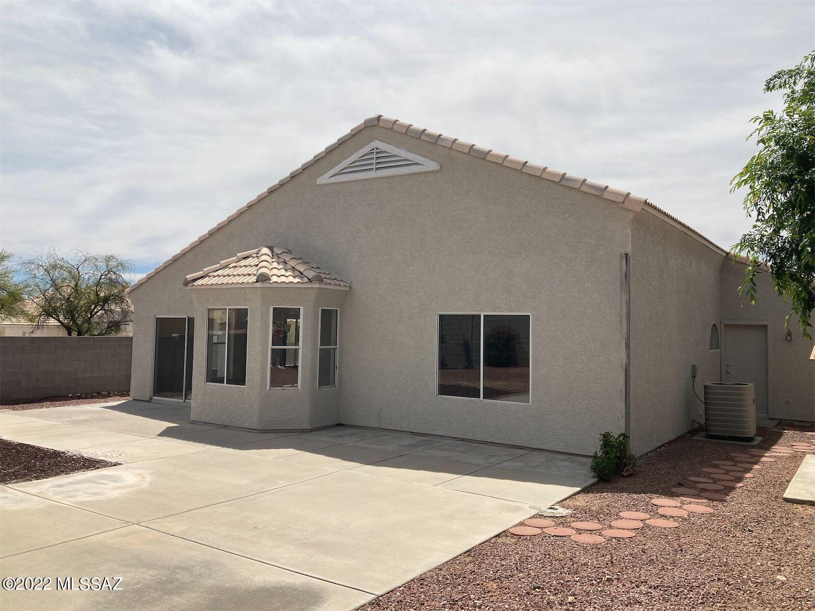 Thornydale Terrace(1-104) - Residential