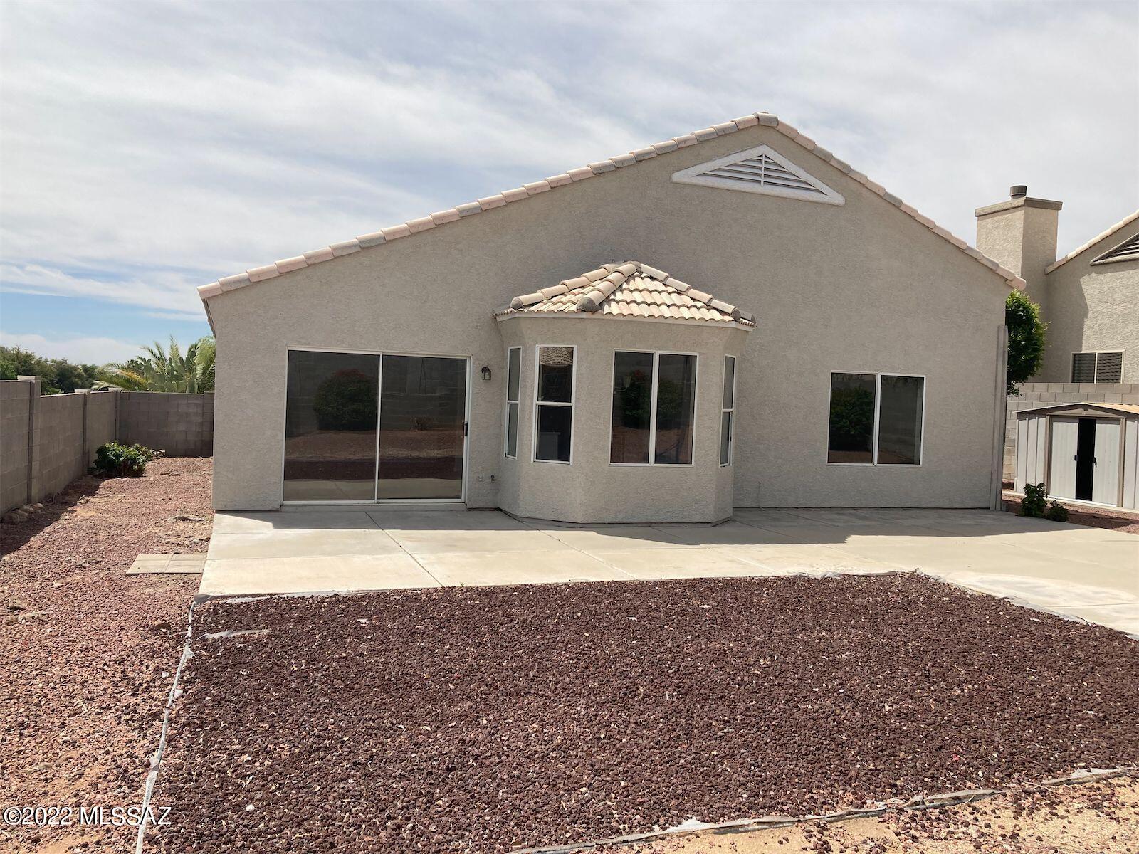 Thornydale Terrace(1-104) - Residential