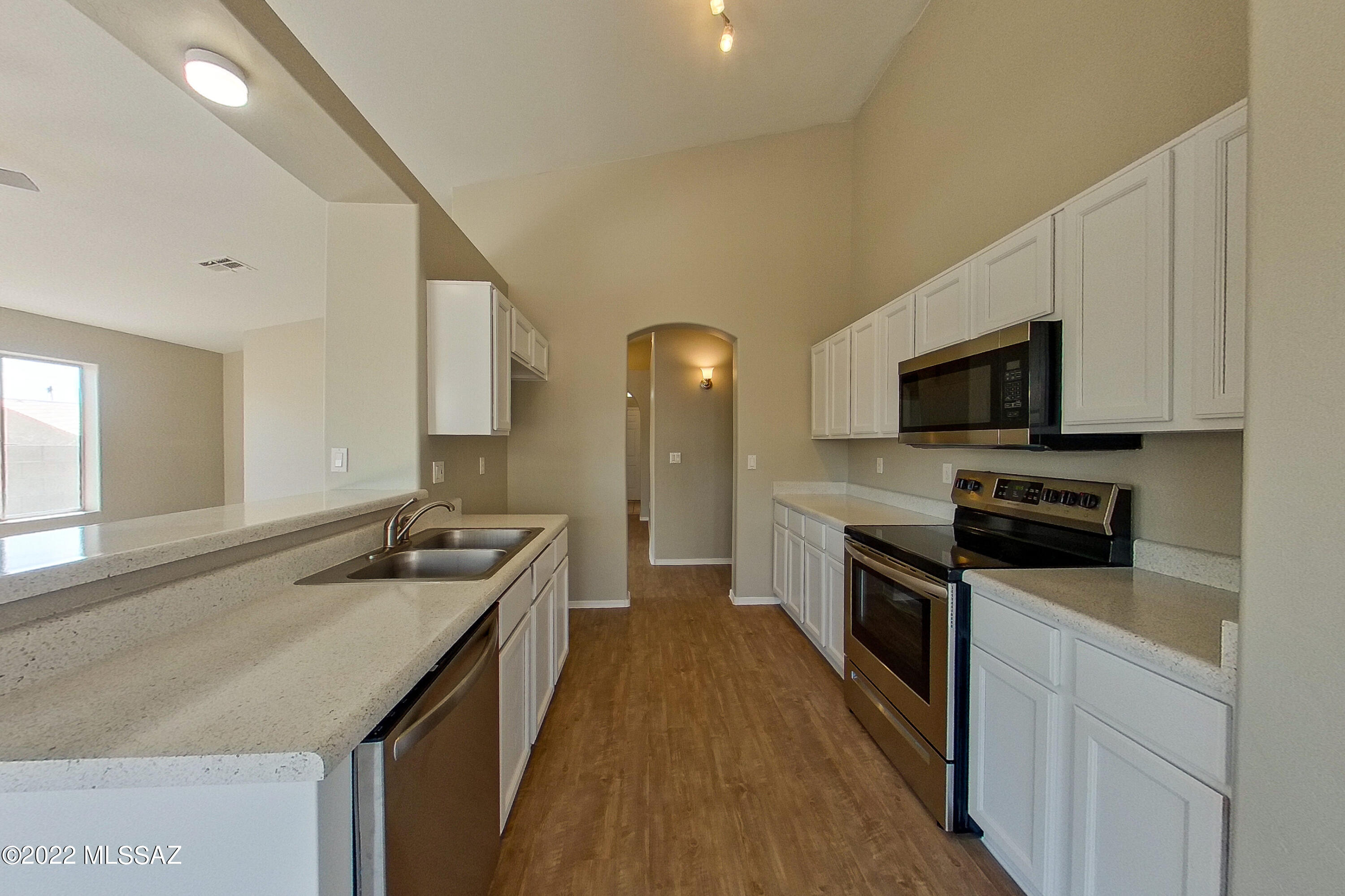 Thornydale Terrace(1-104) - Residential